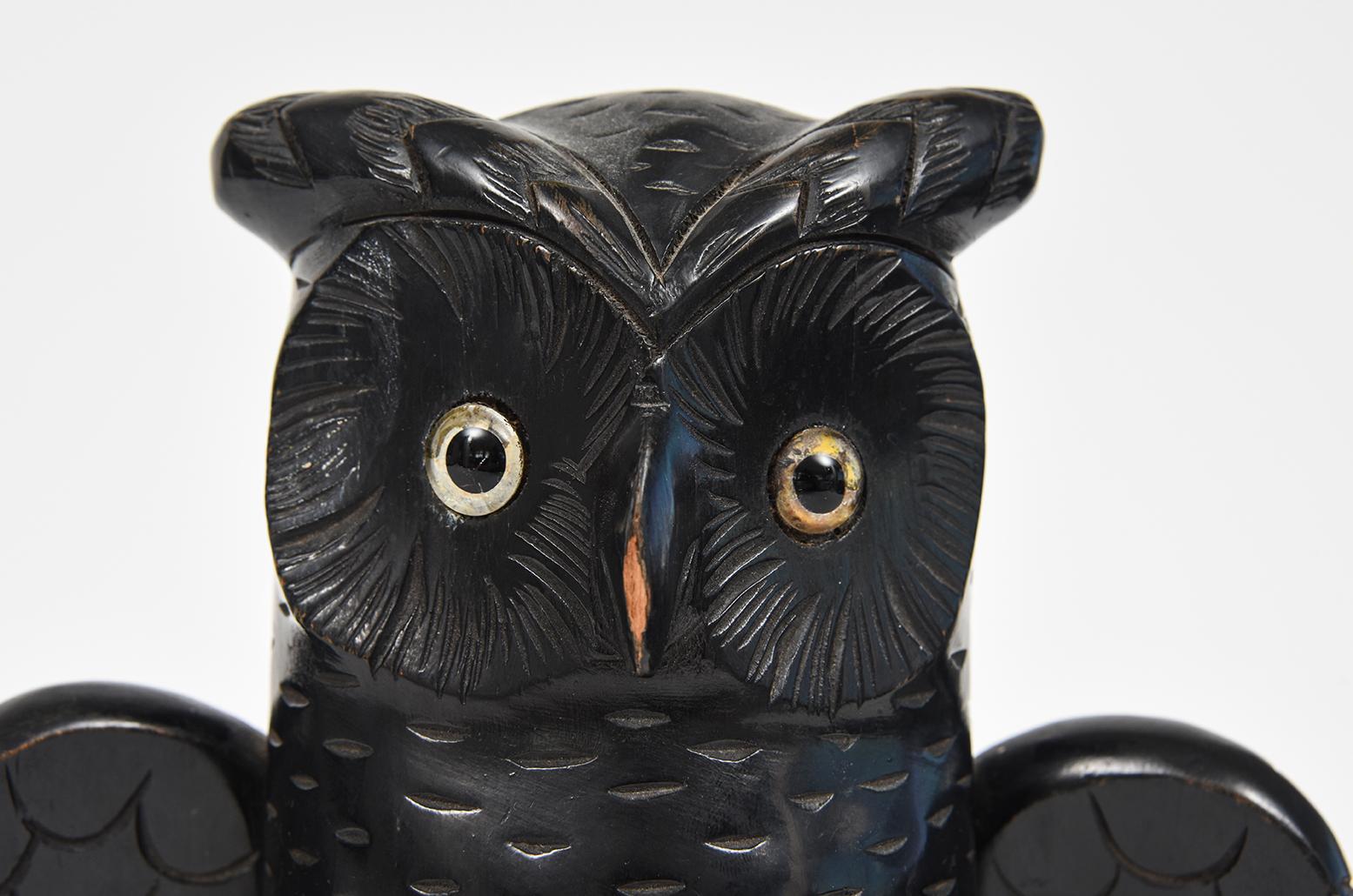 Carved Wood Owl Brush Holder for Tabletop or Wall Hung For Sale 3