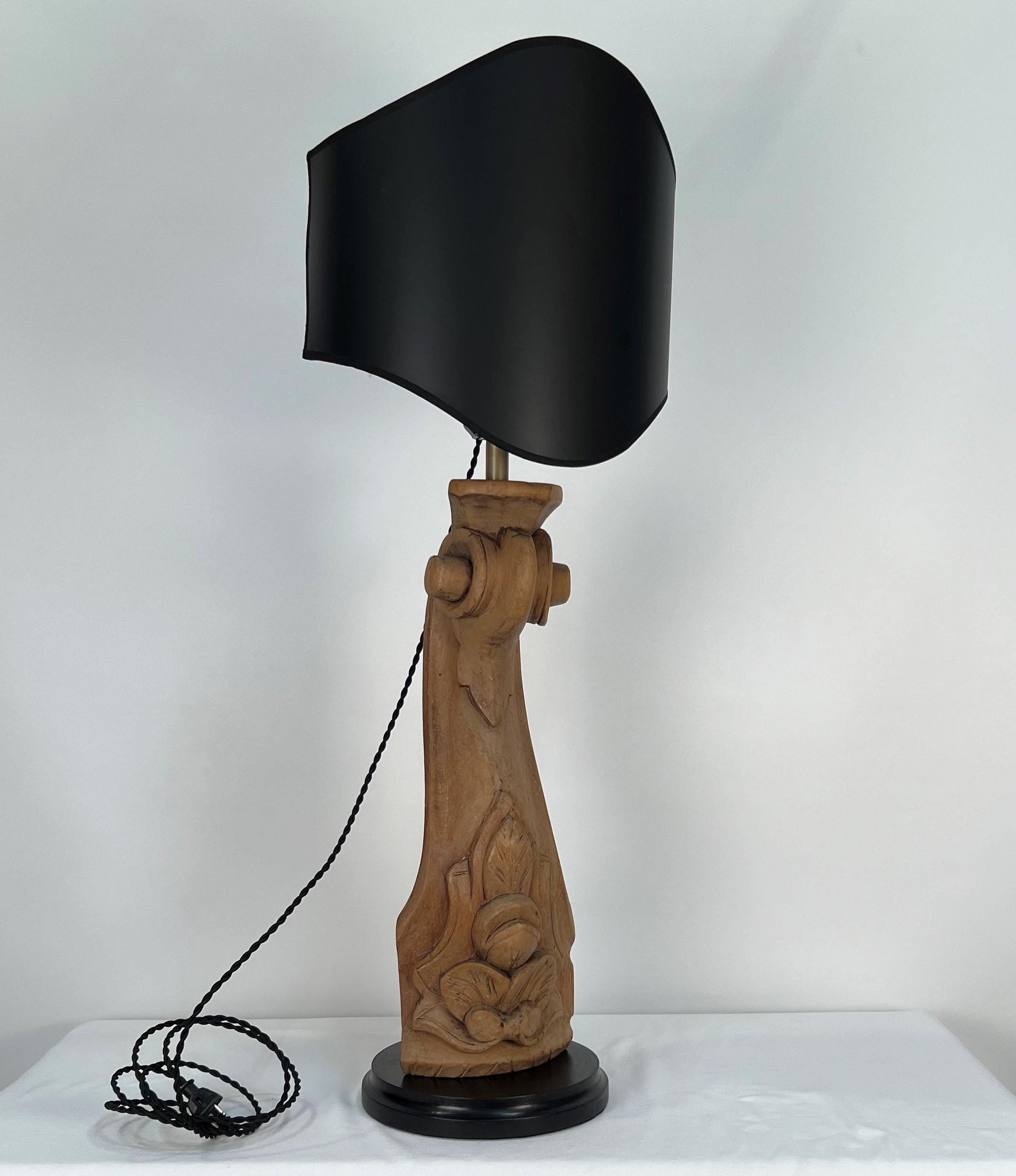 Louis XV Carved Wood Piano Leg Table Lamp For Sale