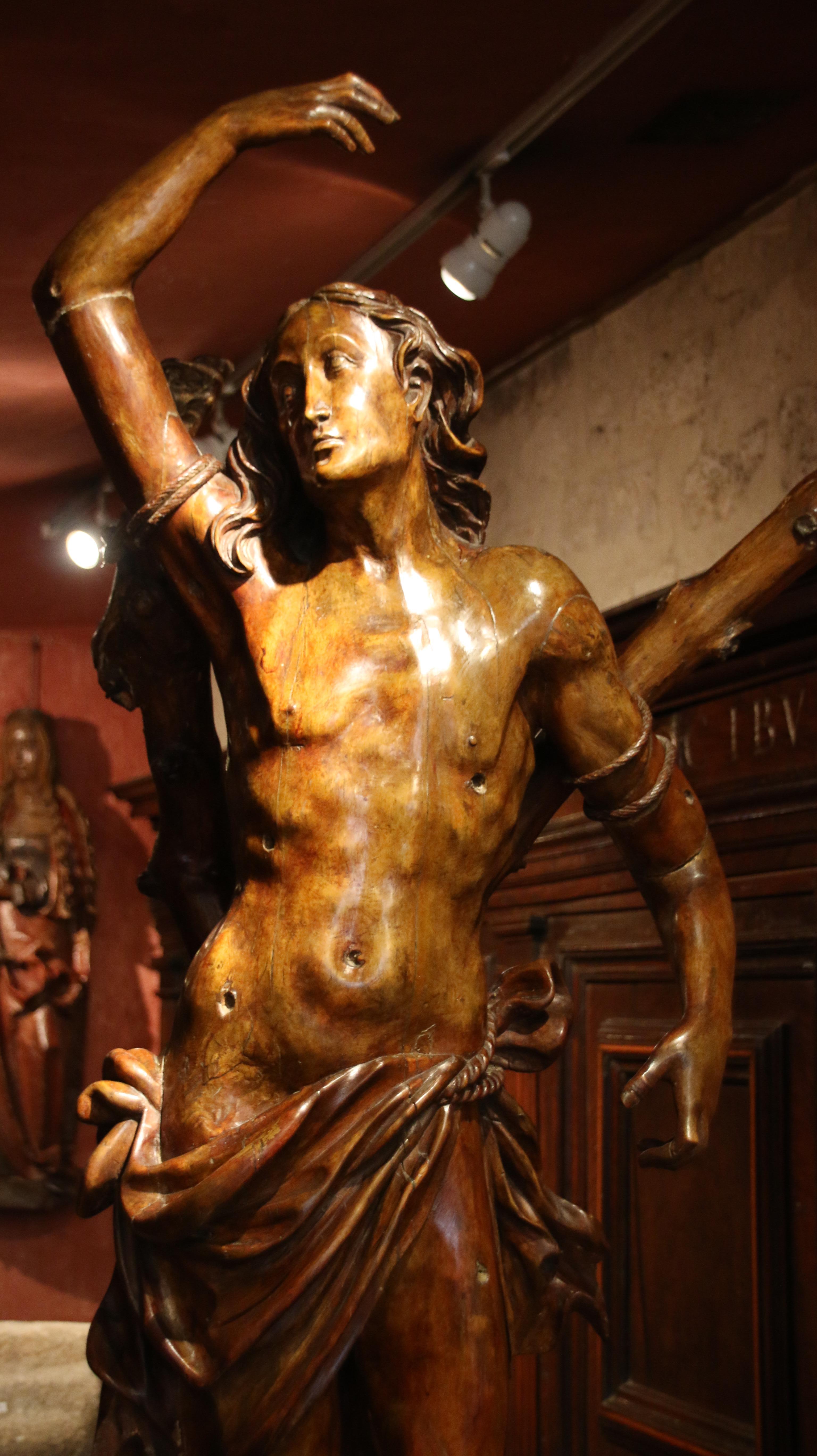 Fino al XVIII secolo Carved Wood Saint Sebastien, Southern Germany, c. 1510-1520 in vendita