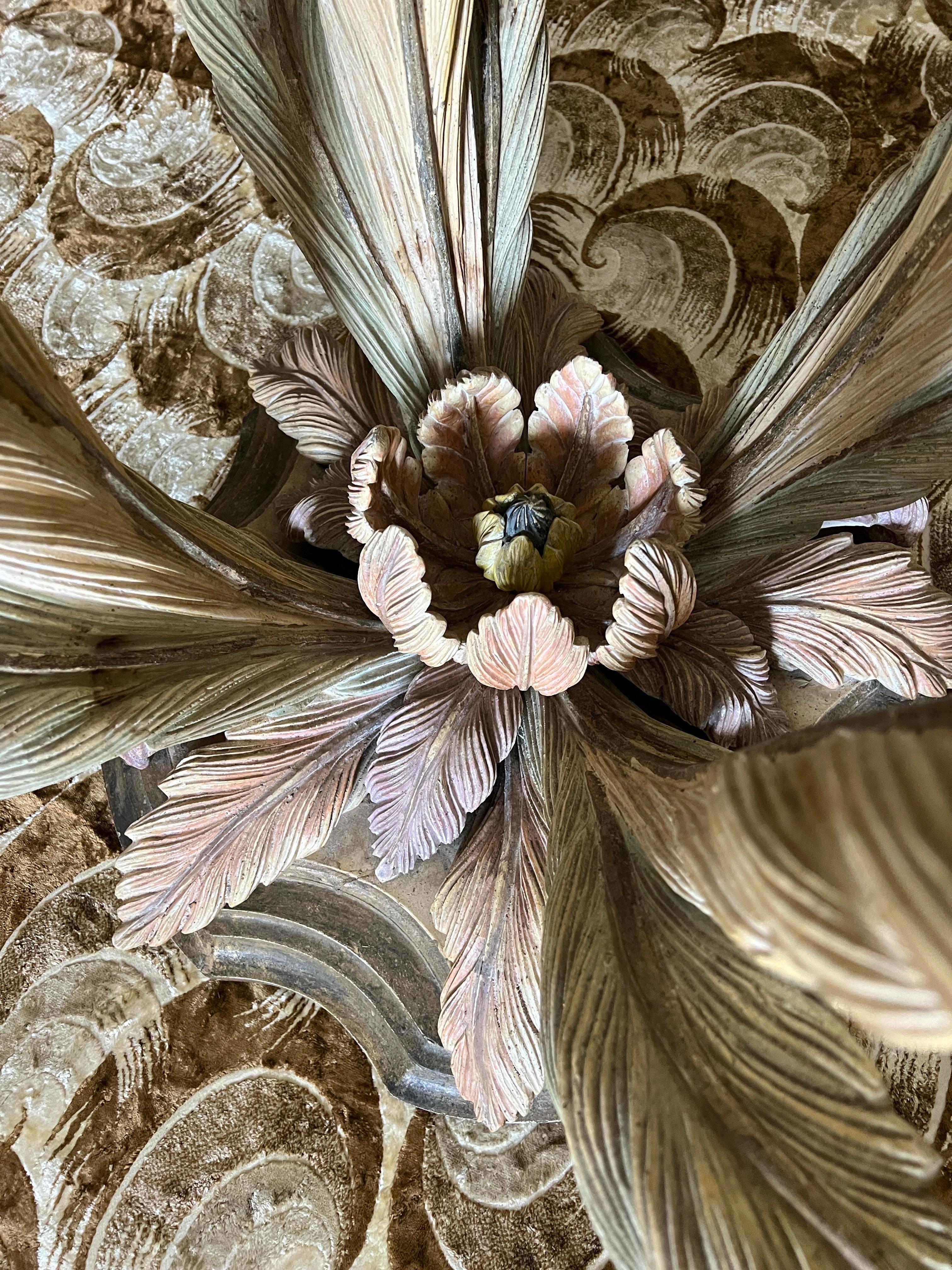 Table de salle à manger sculpturale à motif de fleurs, Italie, 1970 en vente 4