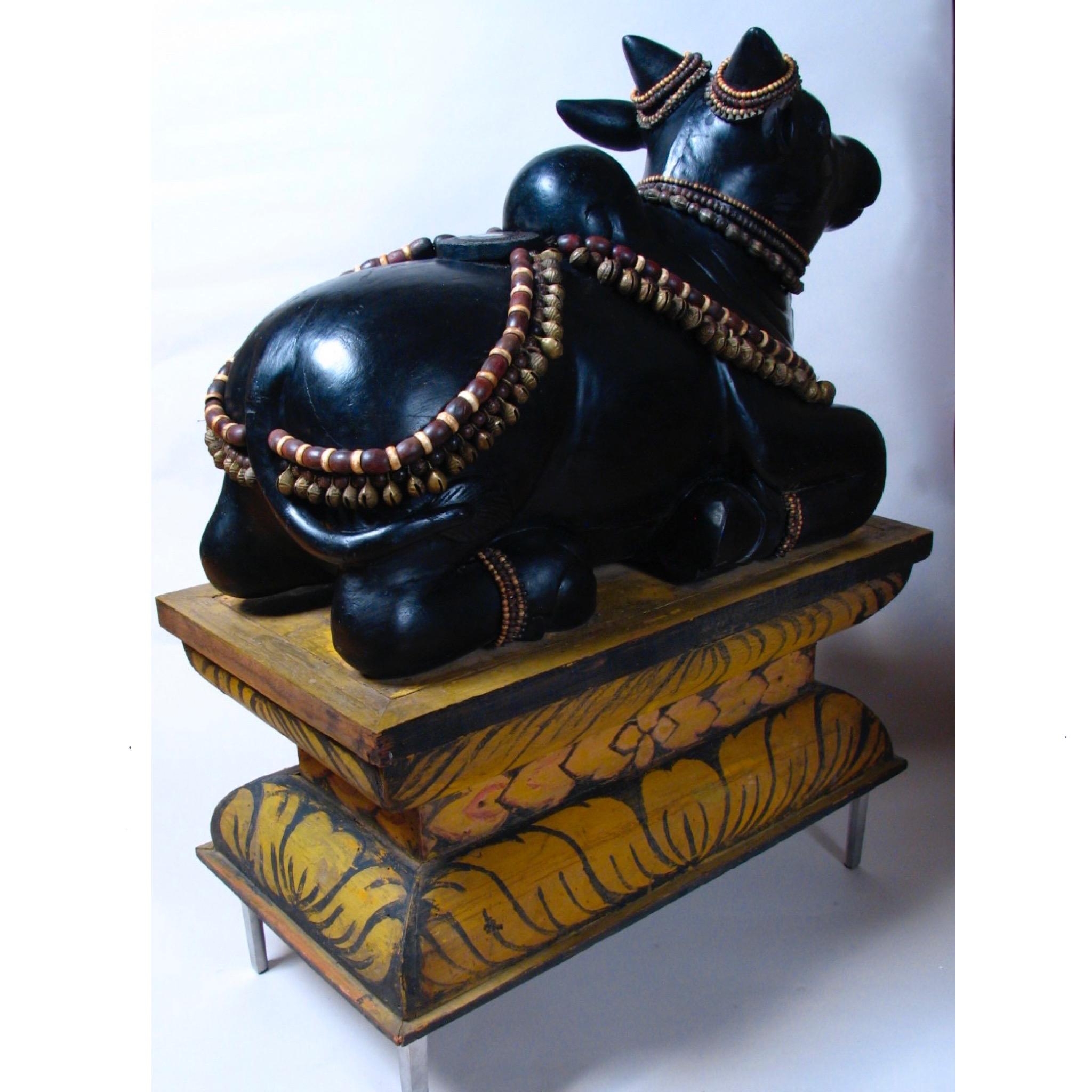 Carved Wood Sculpture of the Hindu Deity Nandi With Pedestal, Circa 1920 In Good Condition For Sale In Point Richmond, CA