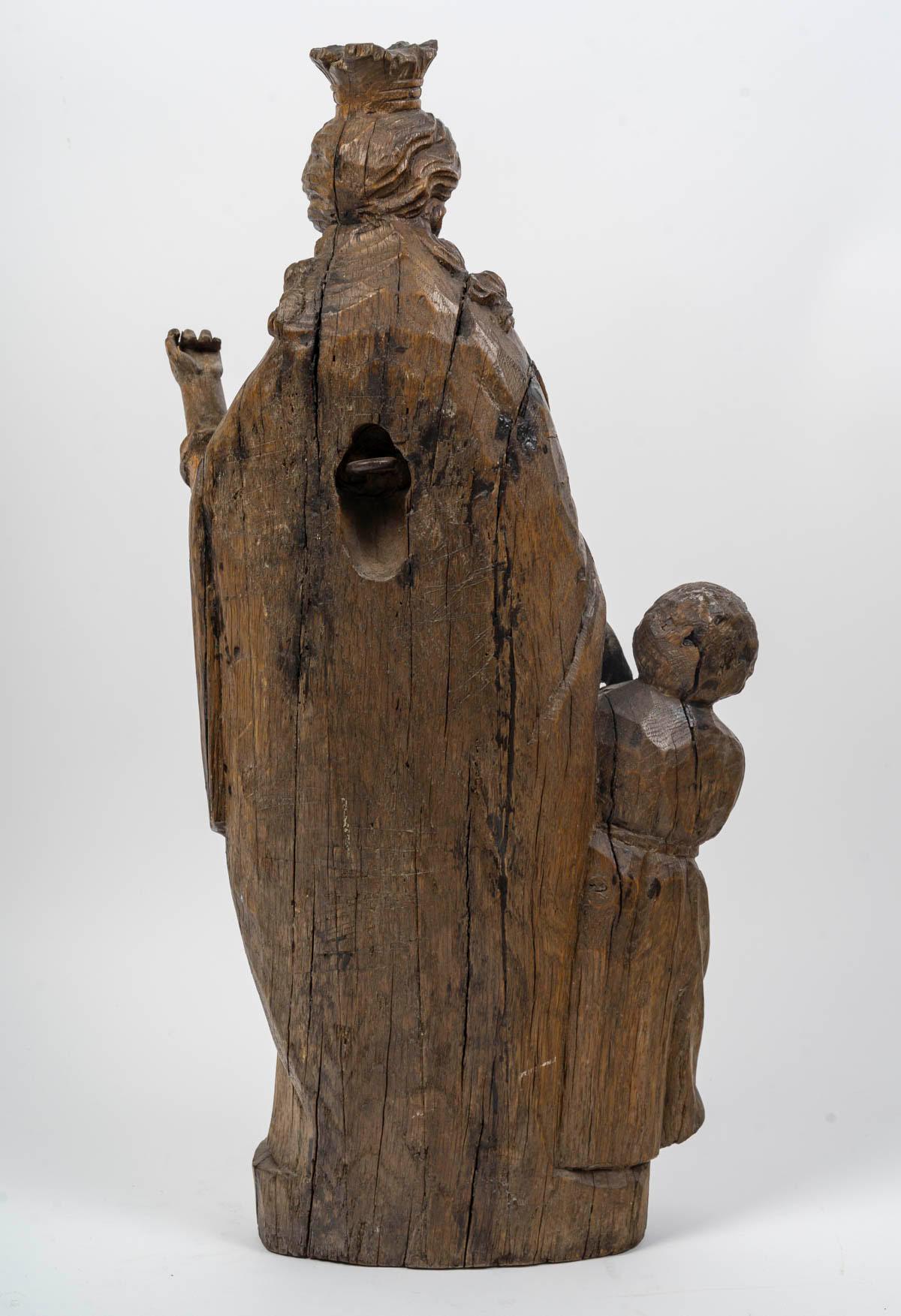 Legno Scultura in Wood intagliato raffigurante il Matrimonio di Santa Caterina, XVII secolo
