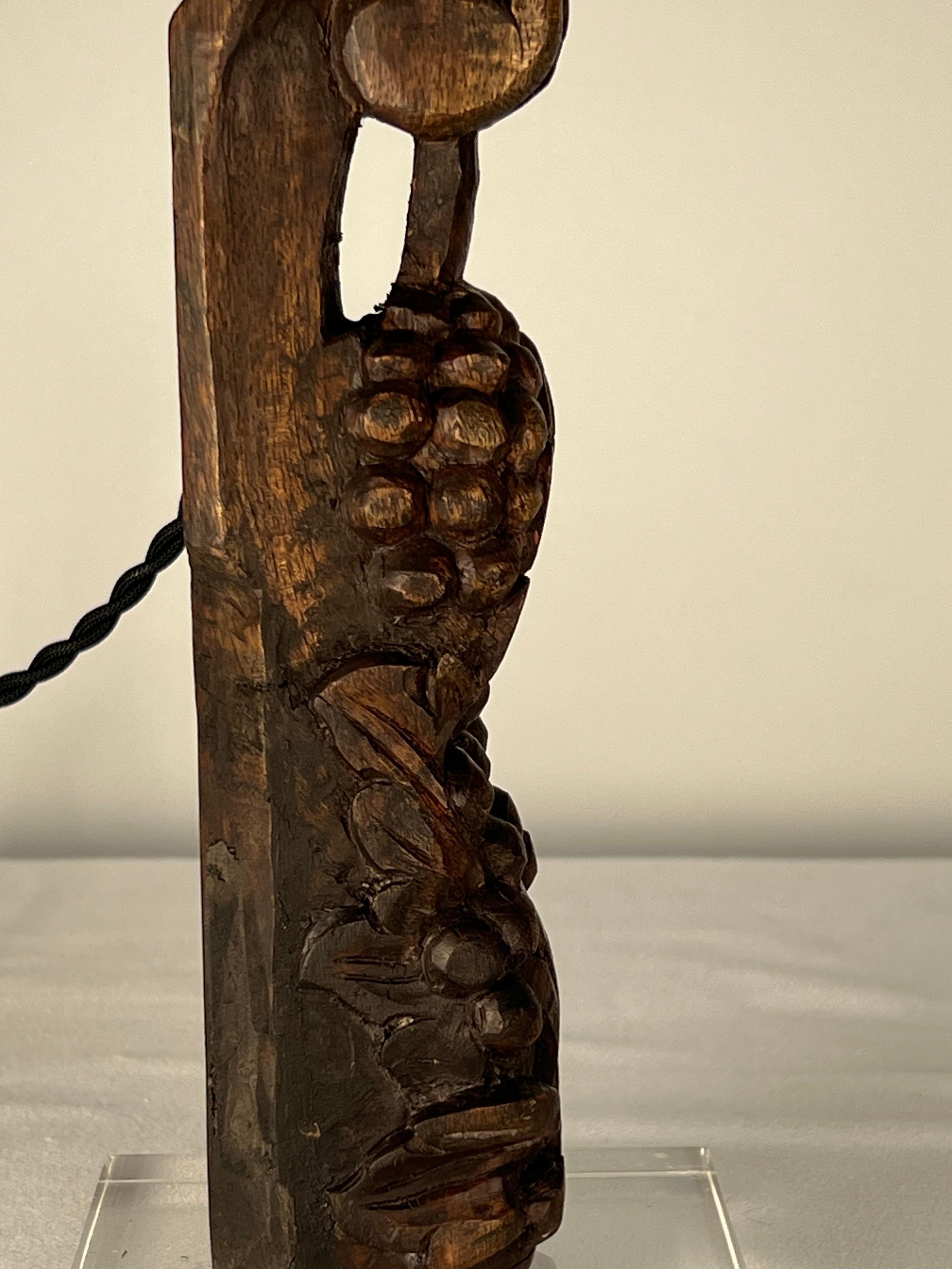 XIXe siècle Lampe de table à pied de canapé en Wood Wood sculpté en vente