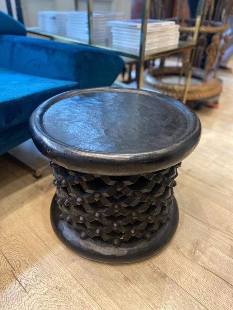Carved Wood vintage hand carved Bamileke stool or table In Good Condition For Sale In London, GB