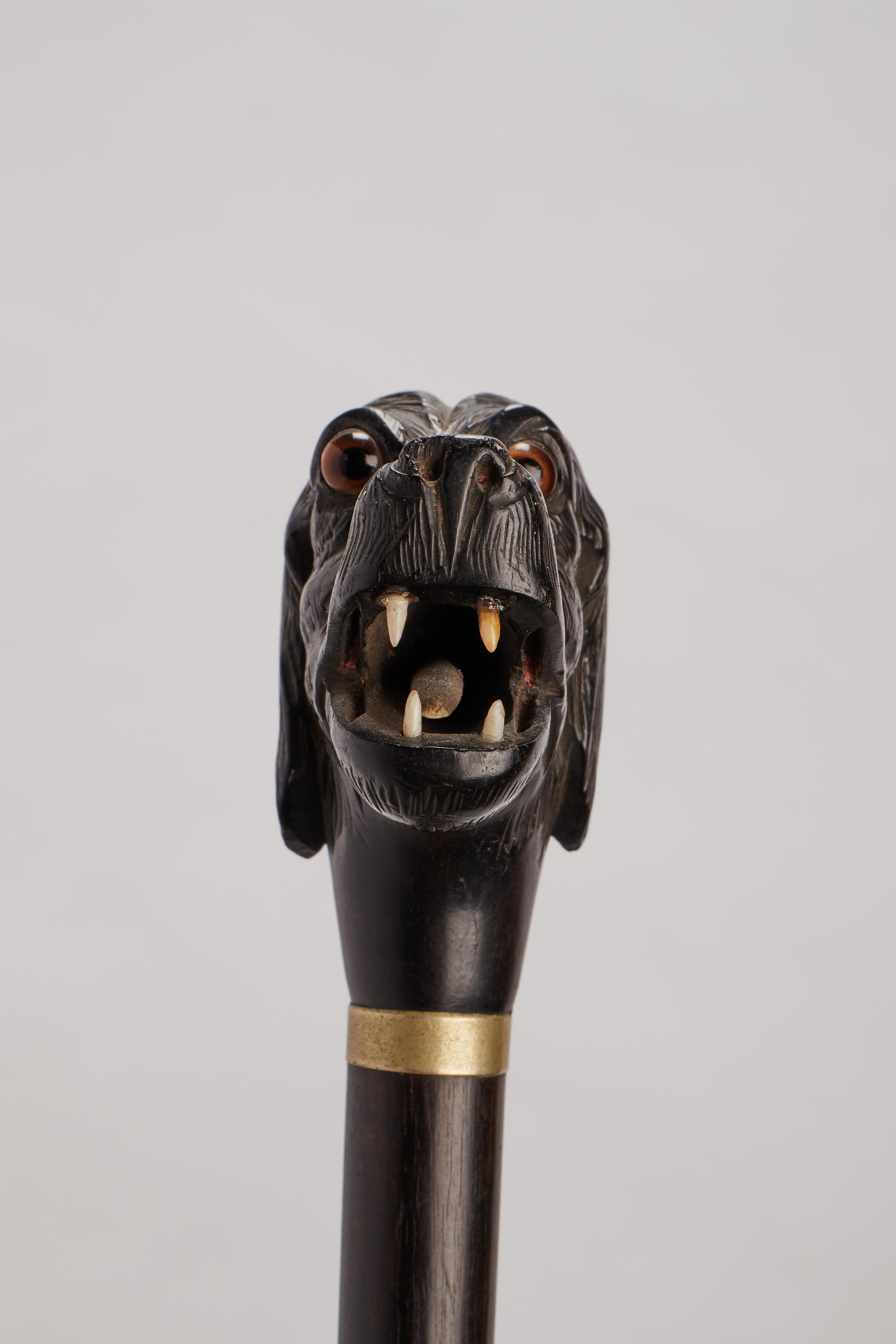Carved Wood Walking Stick,  France 1890.  In Excellent Condition In Milan, IT