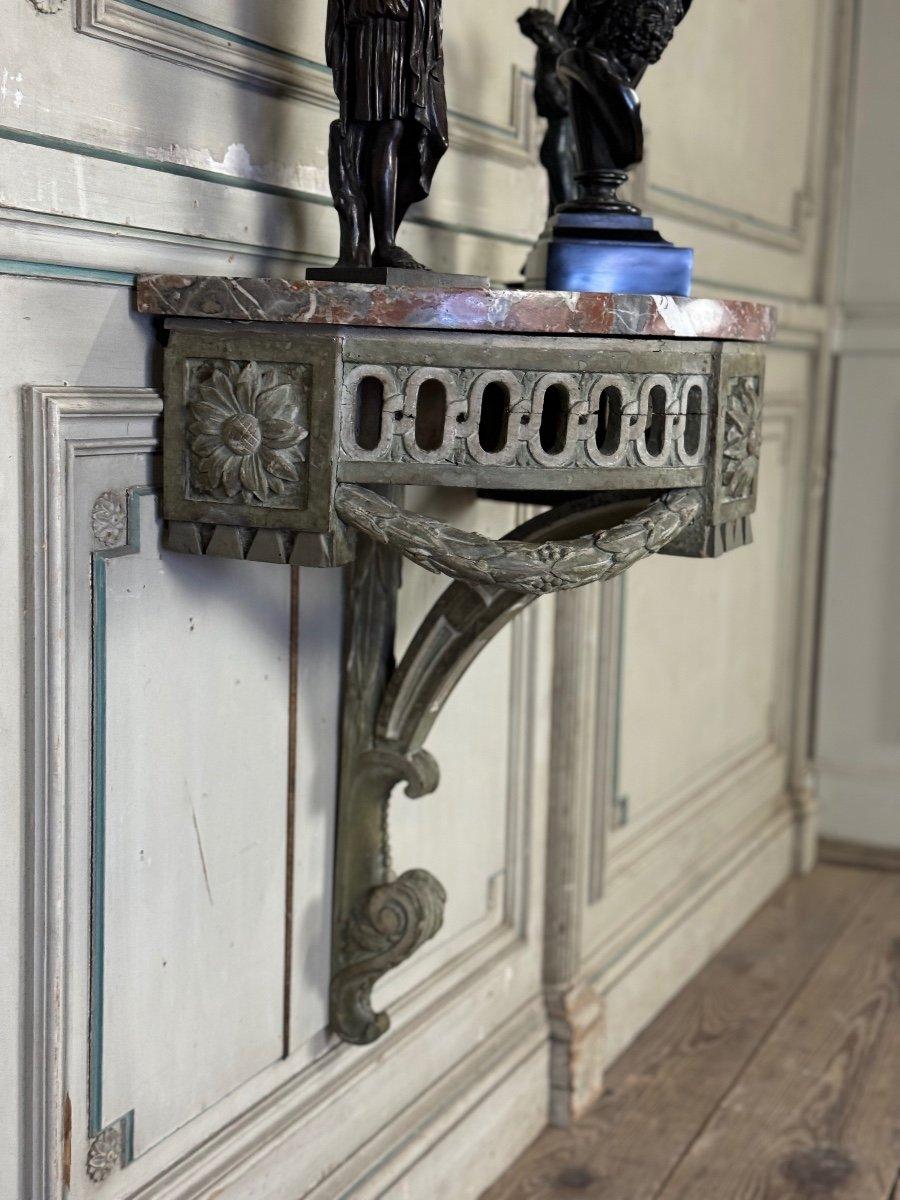 Wandhalterung aus geschnitztem Holz, Patina in grünen Farbtönen, 18. Jahrhundert (Louis XVI.) im Angebot