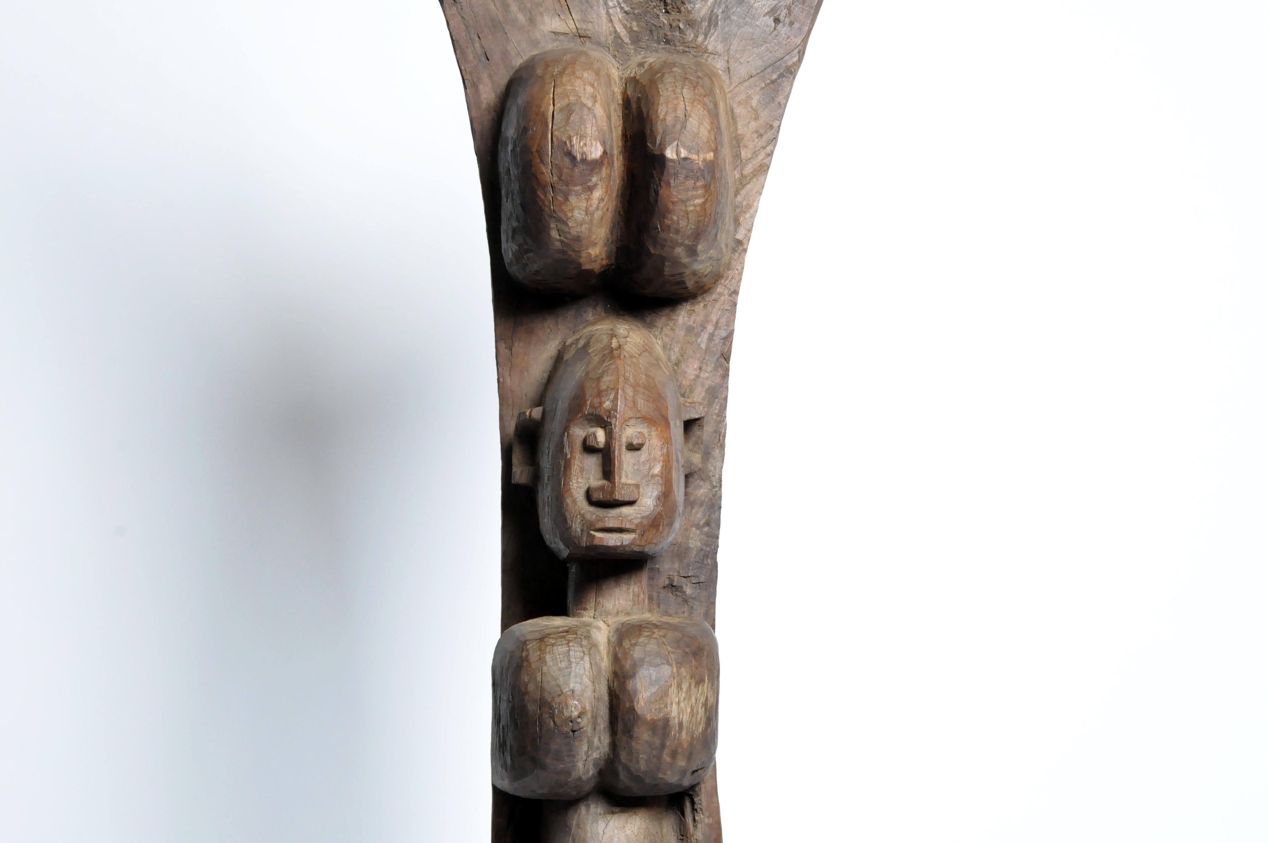 Carved Wooden Bamana Tribe Style Post In Good Condition For Sale In Chicago, IL