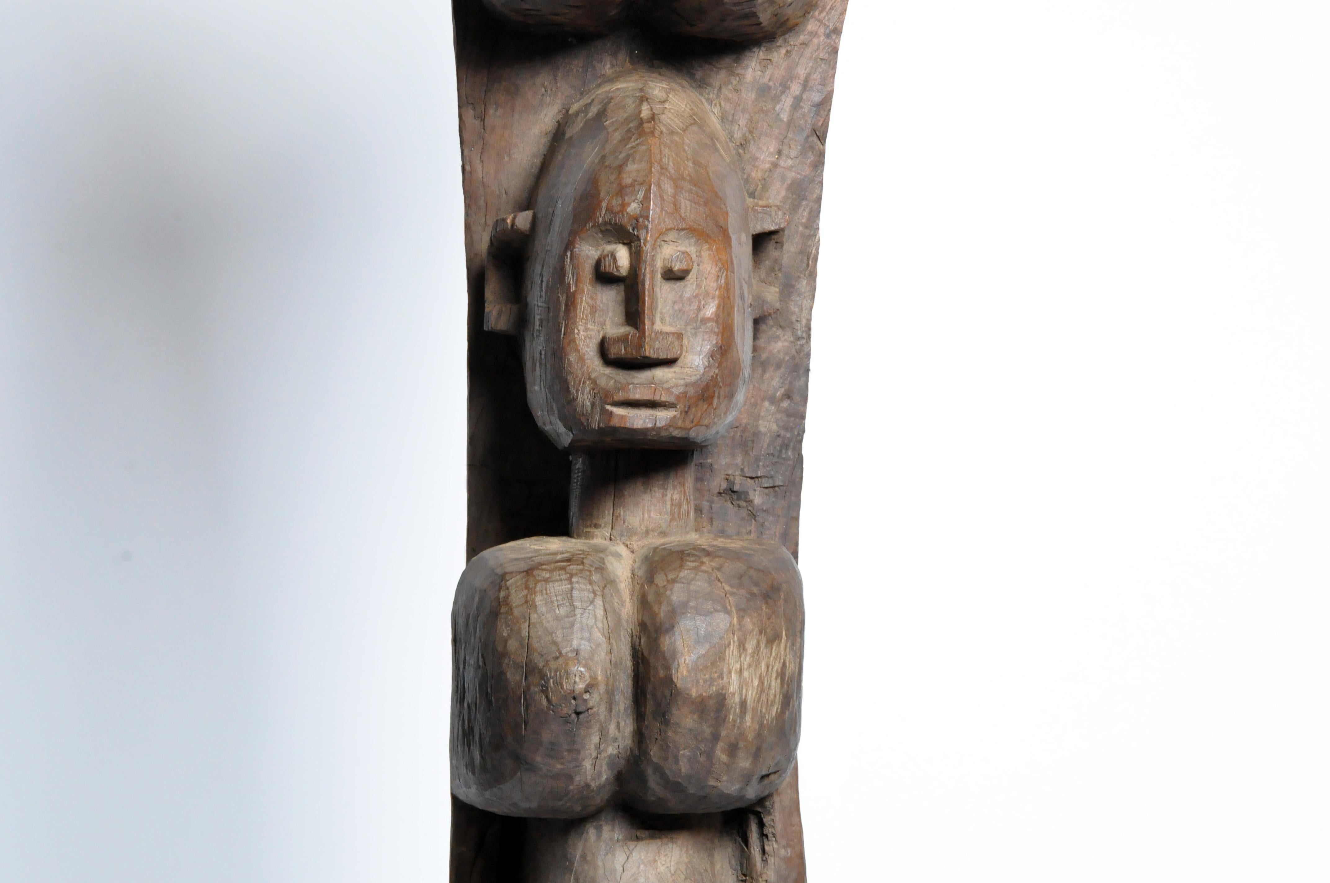 20th Century Carved Wooden Bamana Tribe Style Post For Sale