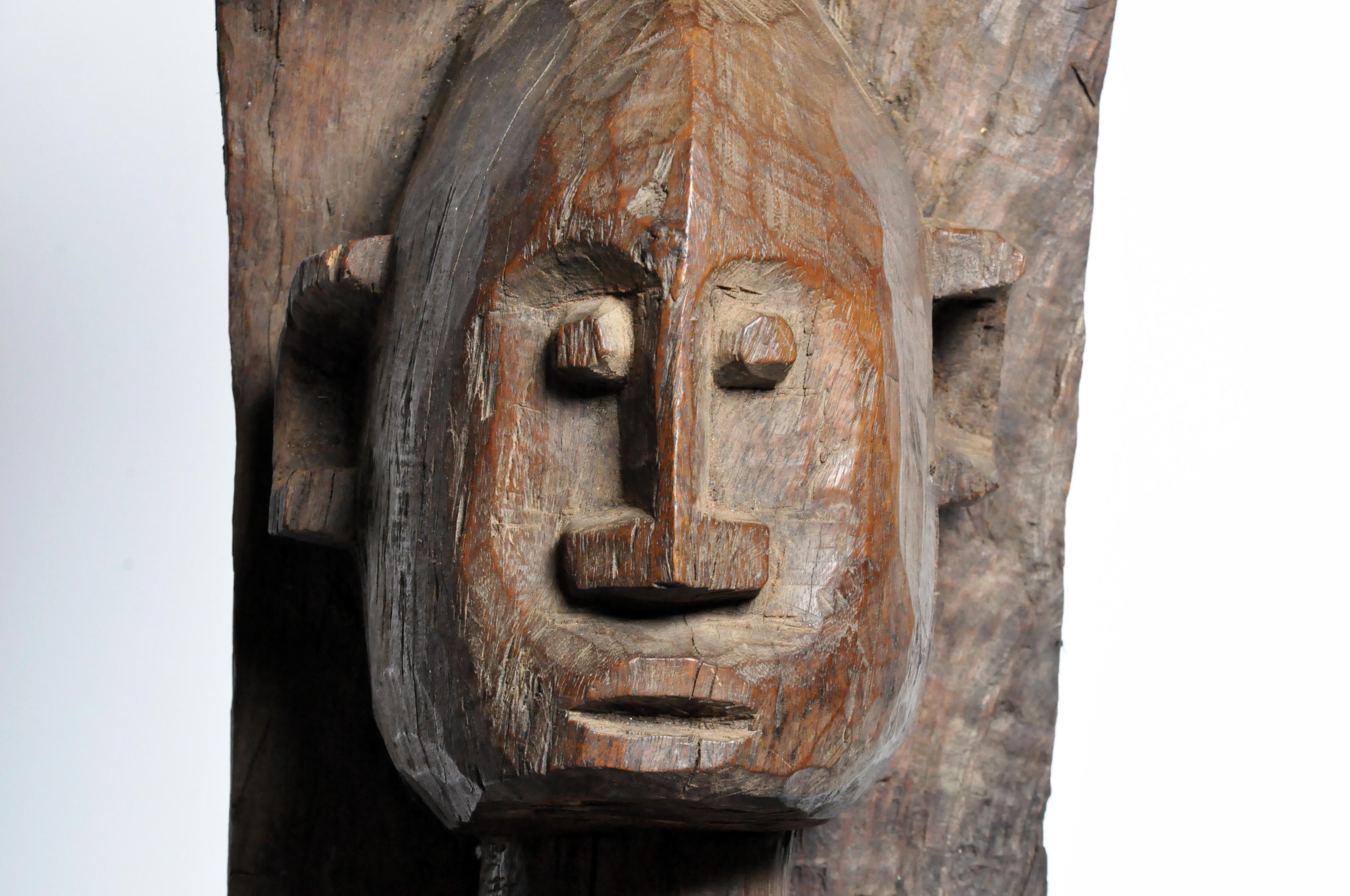 Carved Wooden Bamana Tribe Style Post For Sale 1