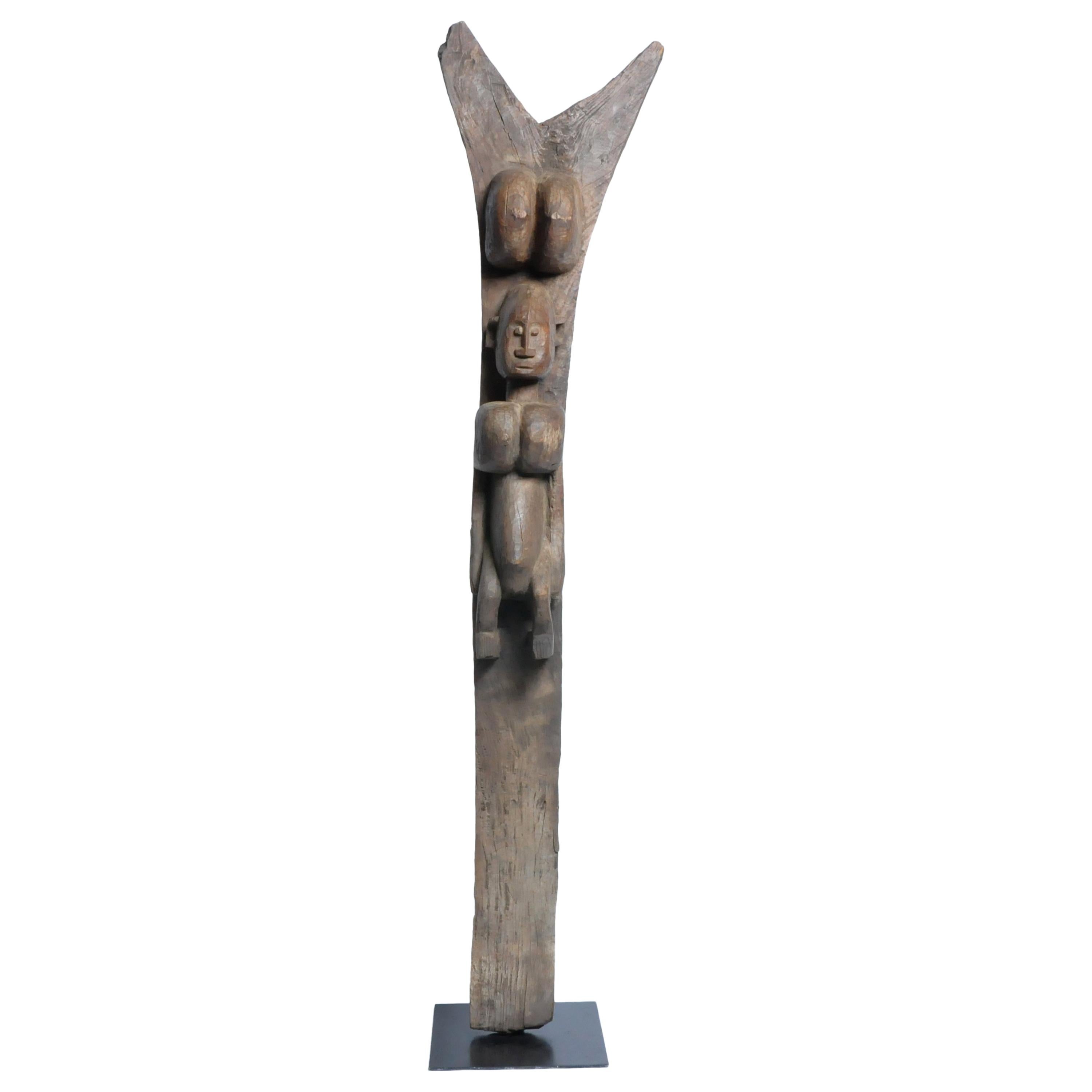 Poteau en bois sculpté de style tribe Bamana