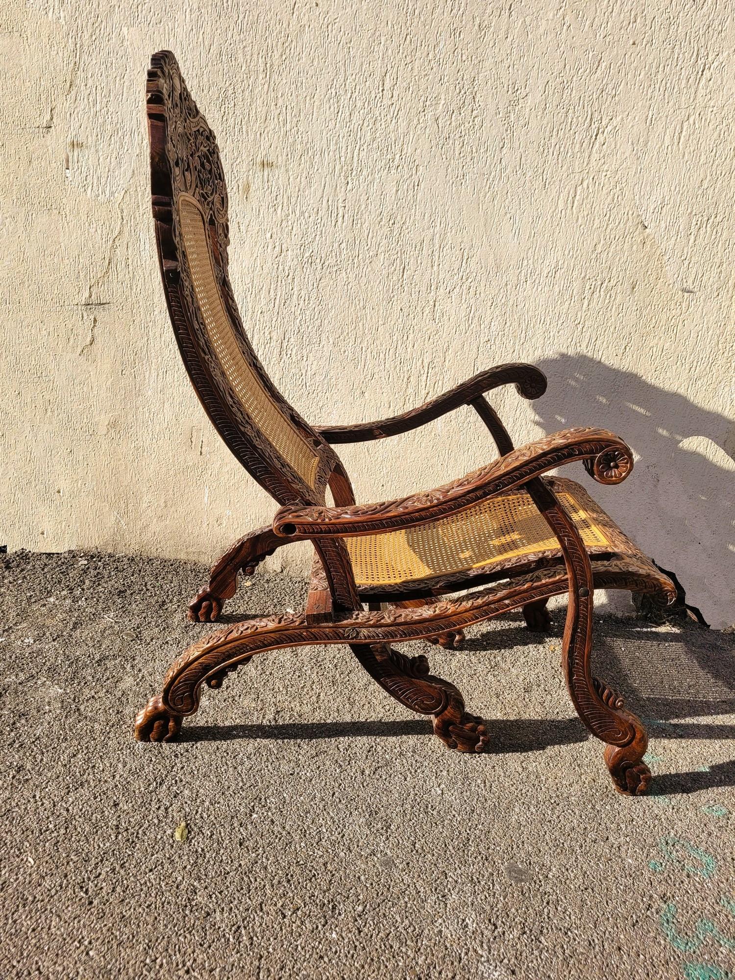 Poltrona Foldes in legno intagliato, India, XIX secolo in vendita 7