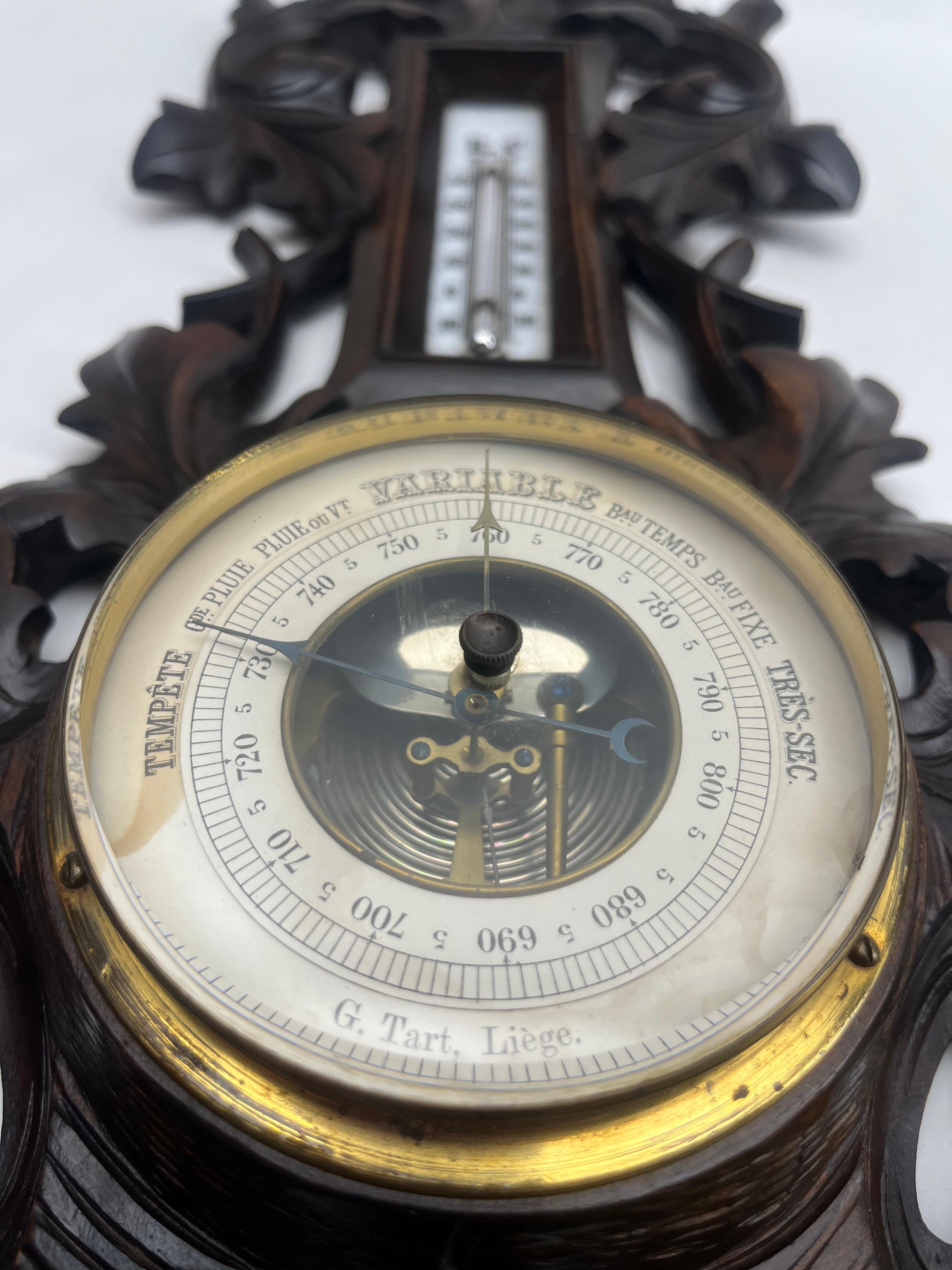 Antikes belgisches geschnitztes Holzbarometer G.Tart Liege mit Thermometer aus Holz, 1910er Jahre im Angebot 2