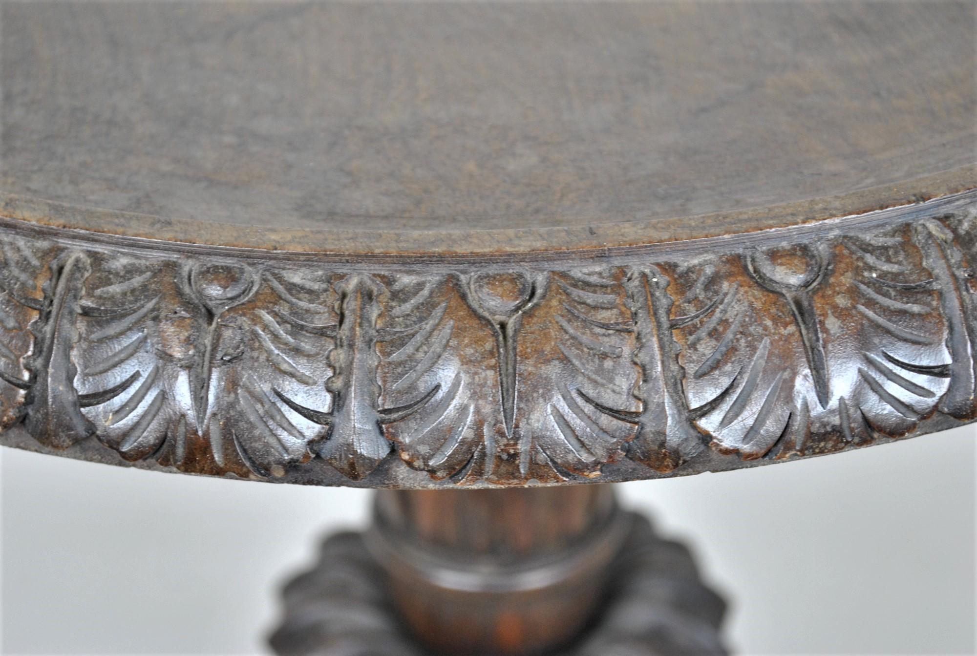 Carved Wooden Gueridon, Italian Folk Art, 19th Century In Good Condition For Sale In MARSEILLE, FR