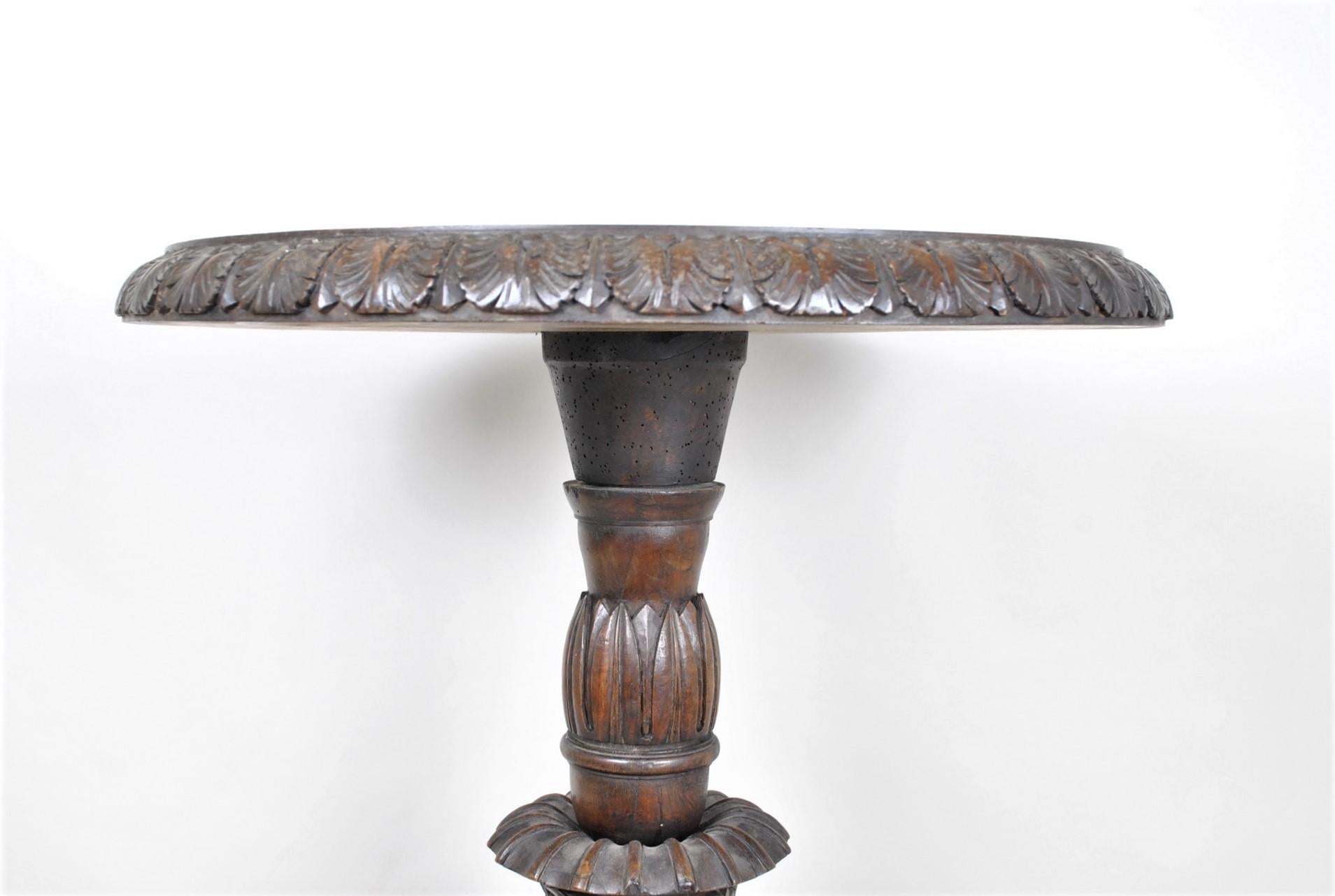 Carved Wooden Gueridon, Italian Folk Art, 19th Century For Sale 1