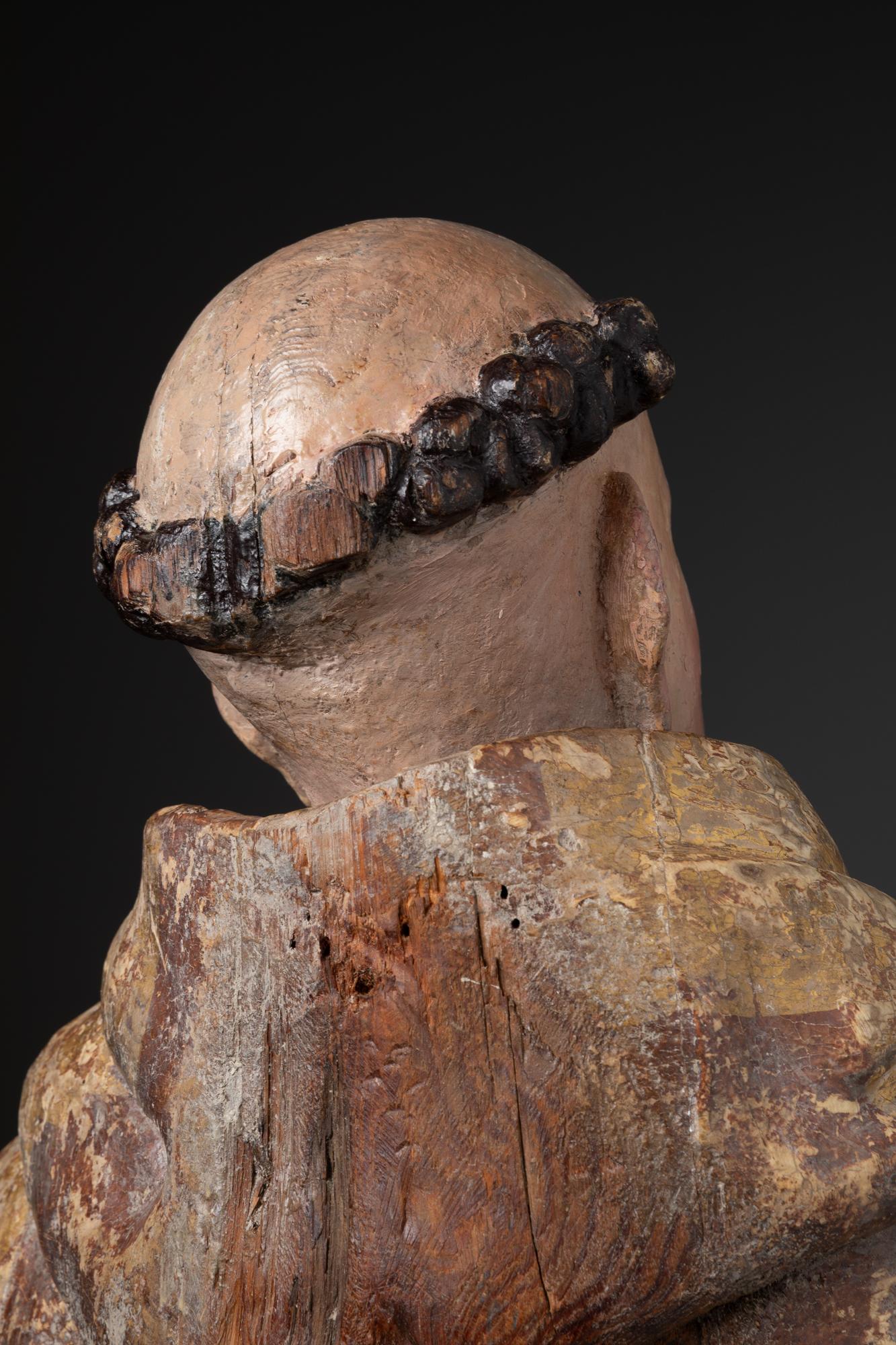 Carved wooden saint figure, Probably Saint Bernard. Portugal, 17th century For Sale 1