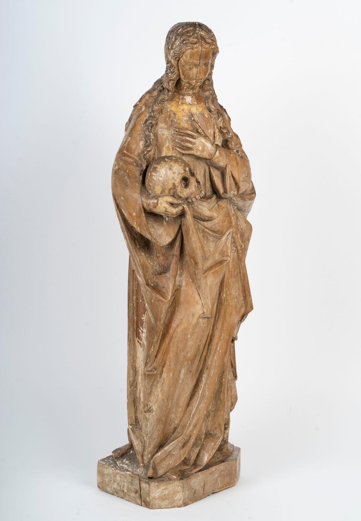 Escultura de madera tallada de María Magdalena, circa 1500. Policromado en venta