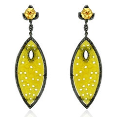 Orecchini a goccia in stile vintage con agata gialla e diamanti intagliati in oro e argento 18k