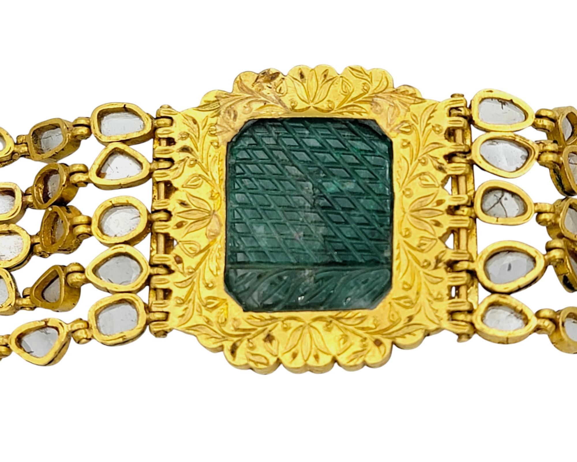 Bracciale a più fili con smeraldo dello Zambia intagliato e diamanti taglio rosa in oro 22 carati in vendita 7