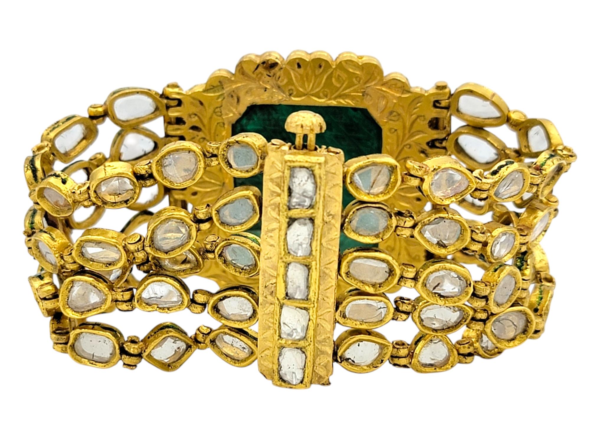 Bracciale a più fili con smeraldo dello Zambia intagliato e diamanti taglio rosa in oro 22 carati in vendita 3
