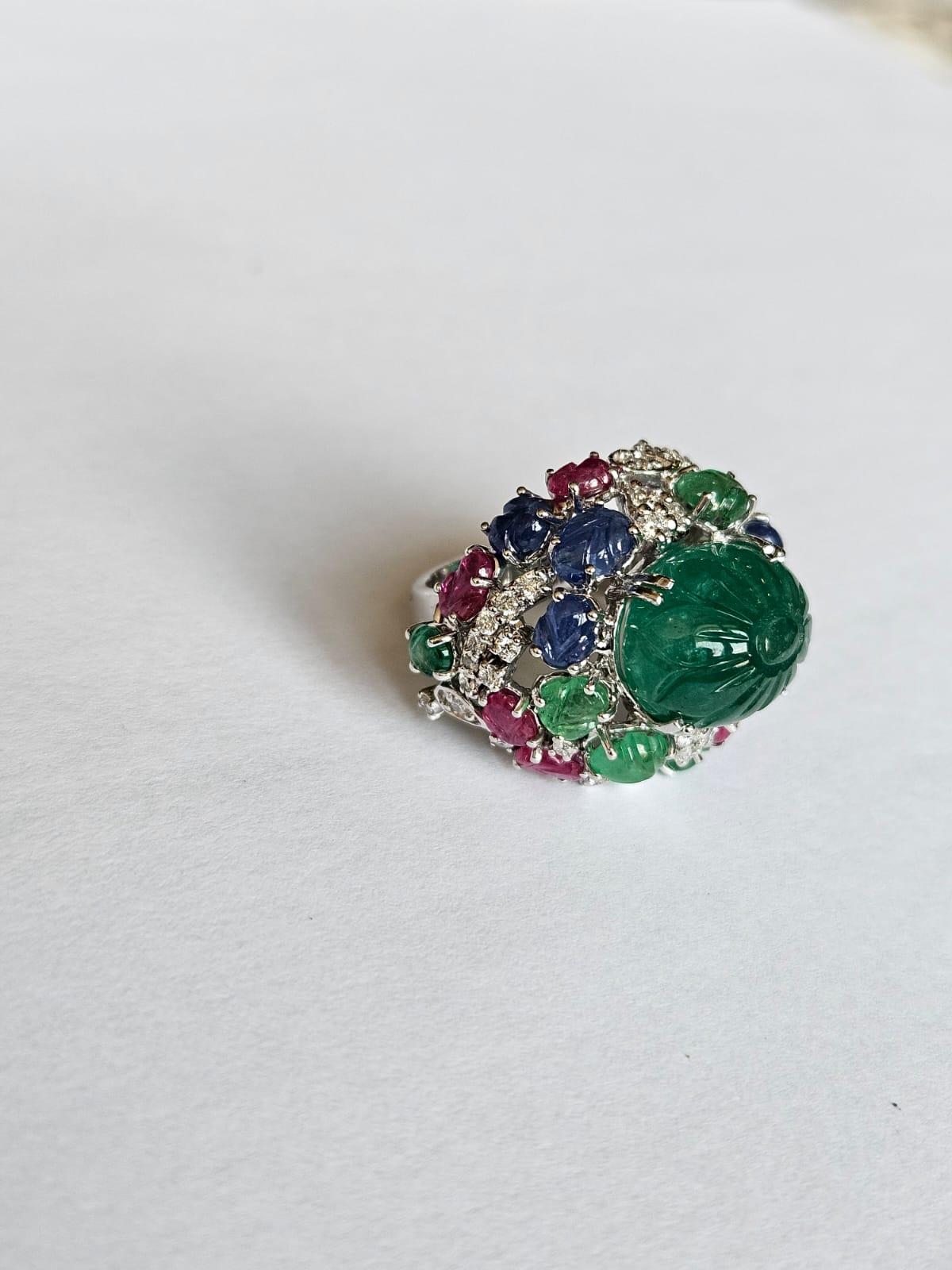 Round Cut carved Zambian Emerald, Blue Sapphire, Ruby & Diamond Tutti Frutti Cocktail Ring For Sale