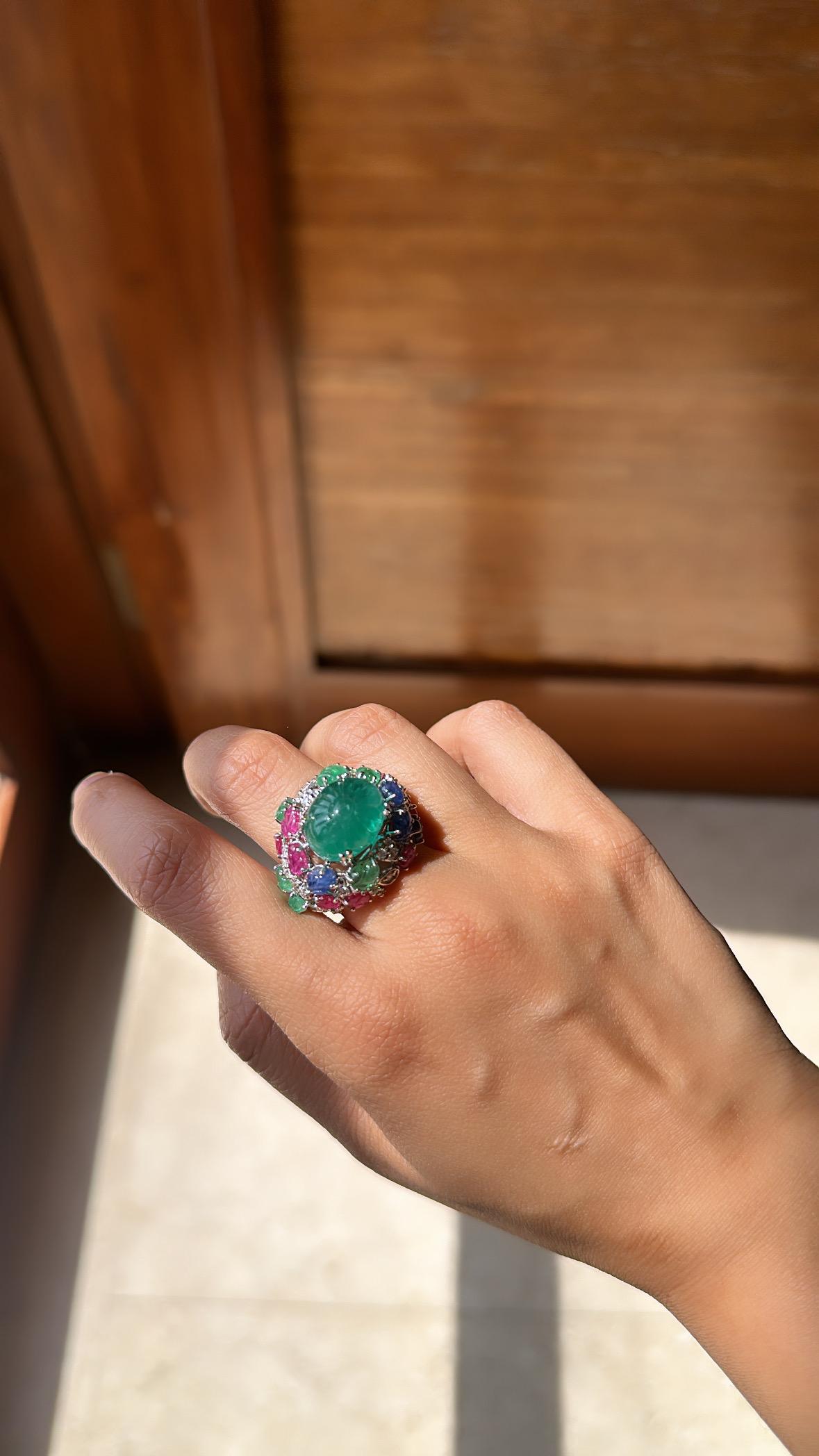 Women's or Men's carved Zambian Emerald, Blue Sapphire, Ruby & Diamond Tutti Frutti Cocktail Ring For Sale