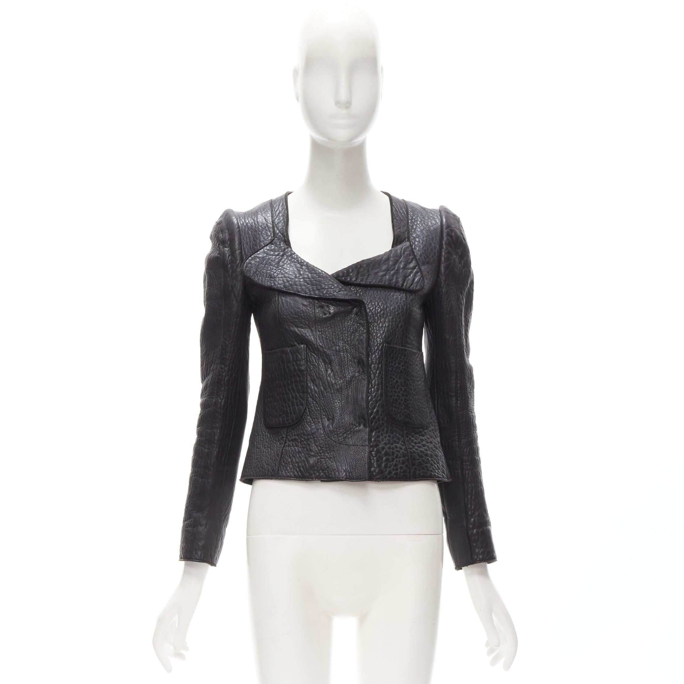 CARVEN black textured leather padded shoulder double breasted blazer IT38 XS For Sale 7