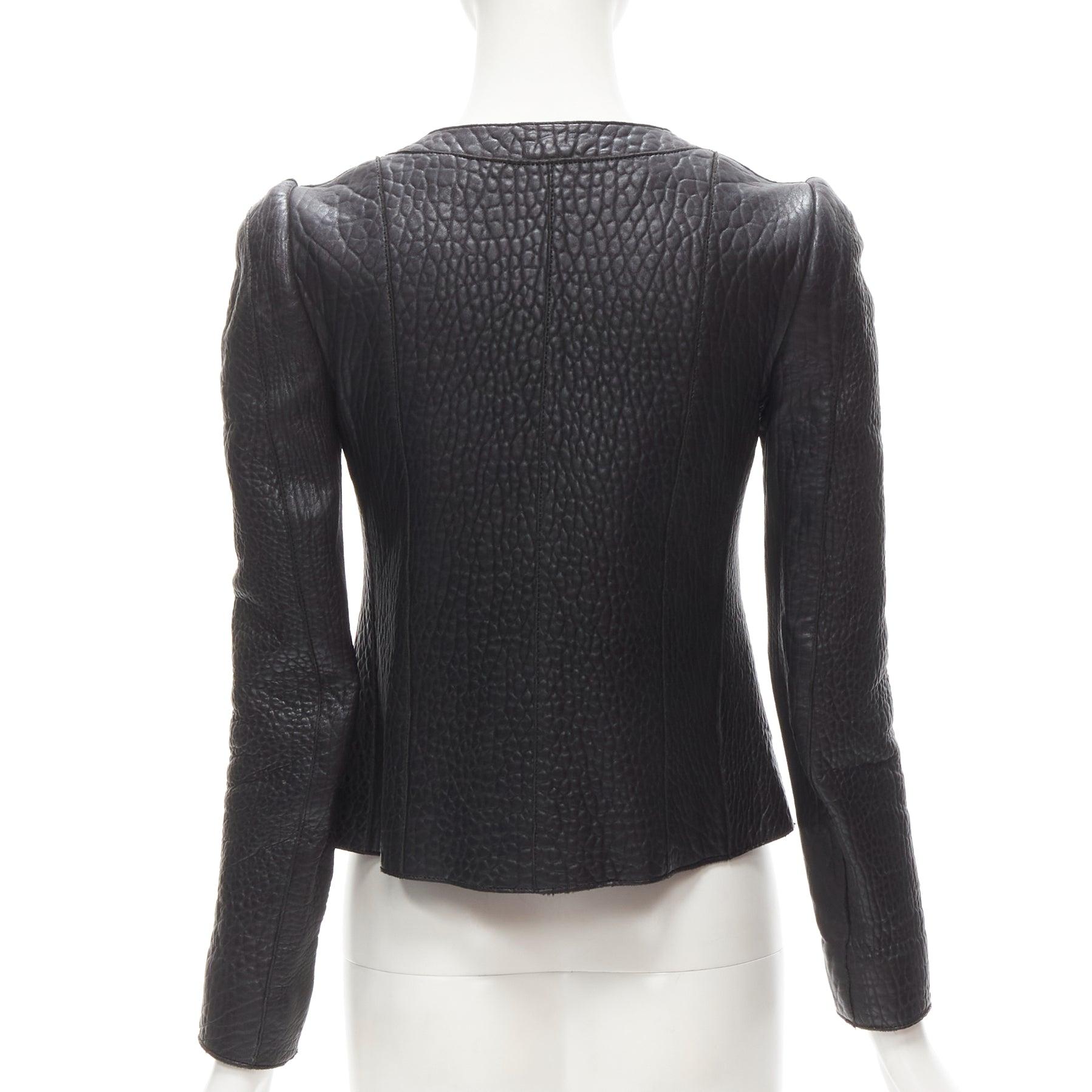 CARVEN black textured leather padded shoulder double breasted blazer IT38 XS For Sale 2