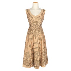 Vestido bordado Carven años 60