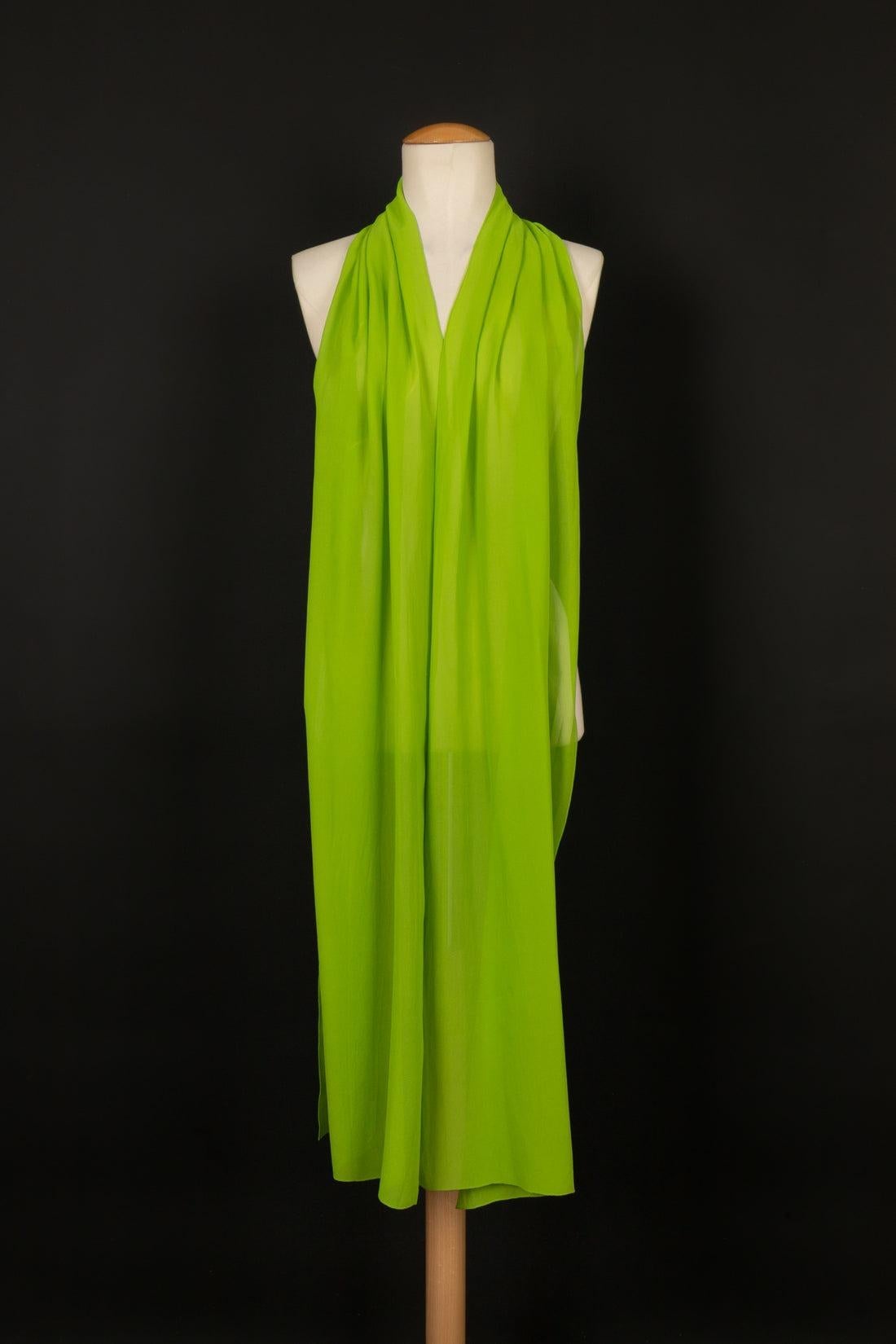 Carven Green Silk Crepe Dress Embroidered with Costume Pearls and Sequins For Sale 2
