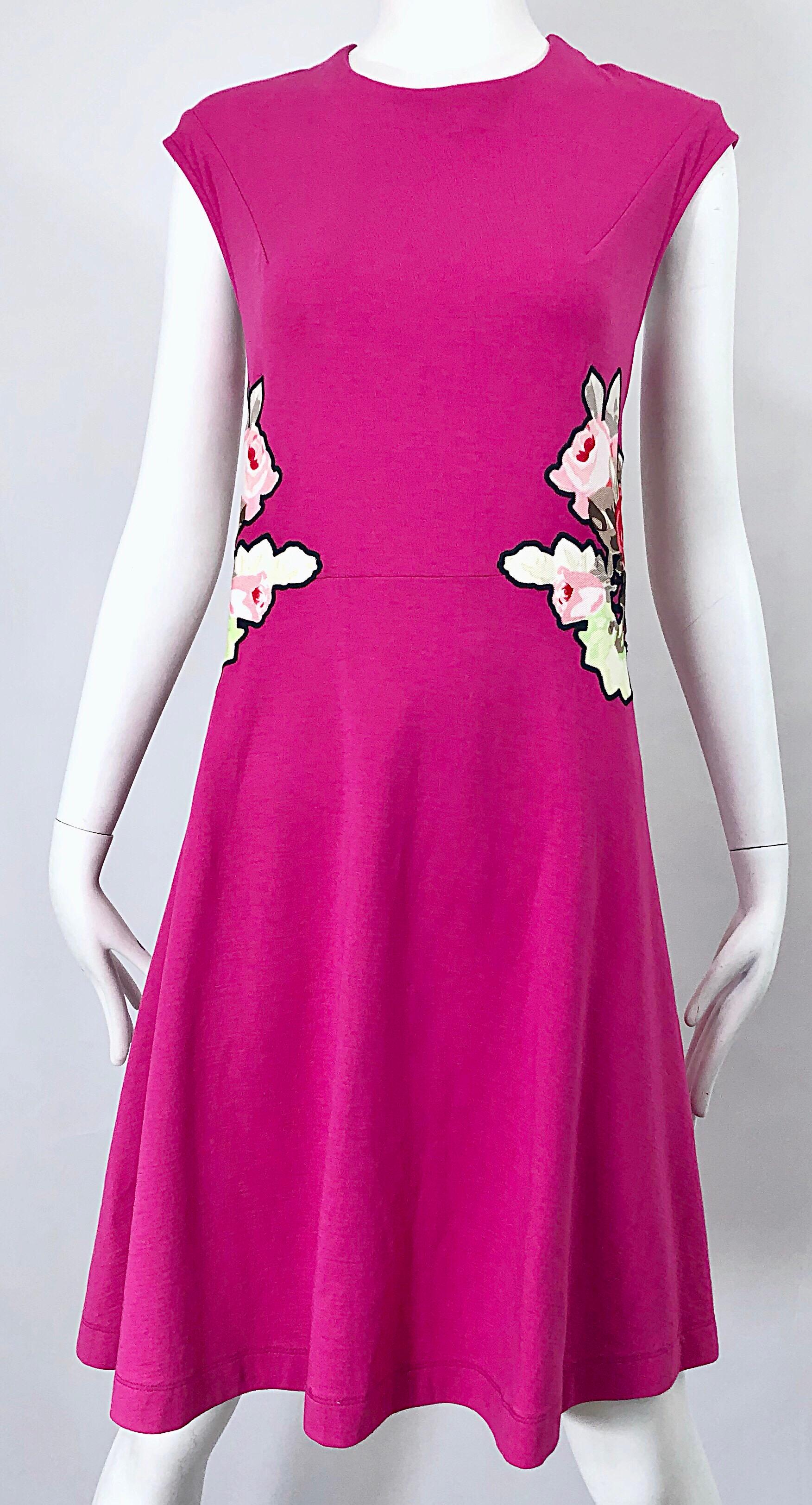 Carven Hot Pink Bouquet of Roses Sleeveless Cotton A - Line Dress Size Medium For Sale 1