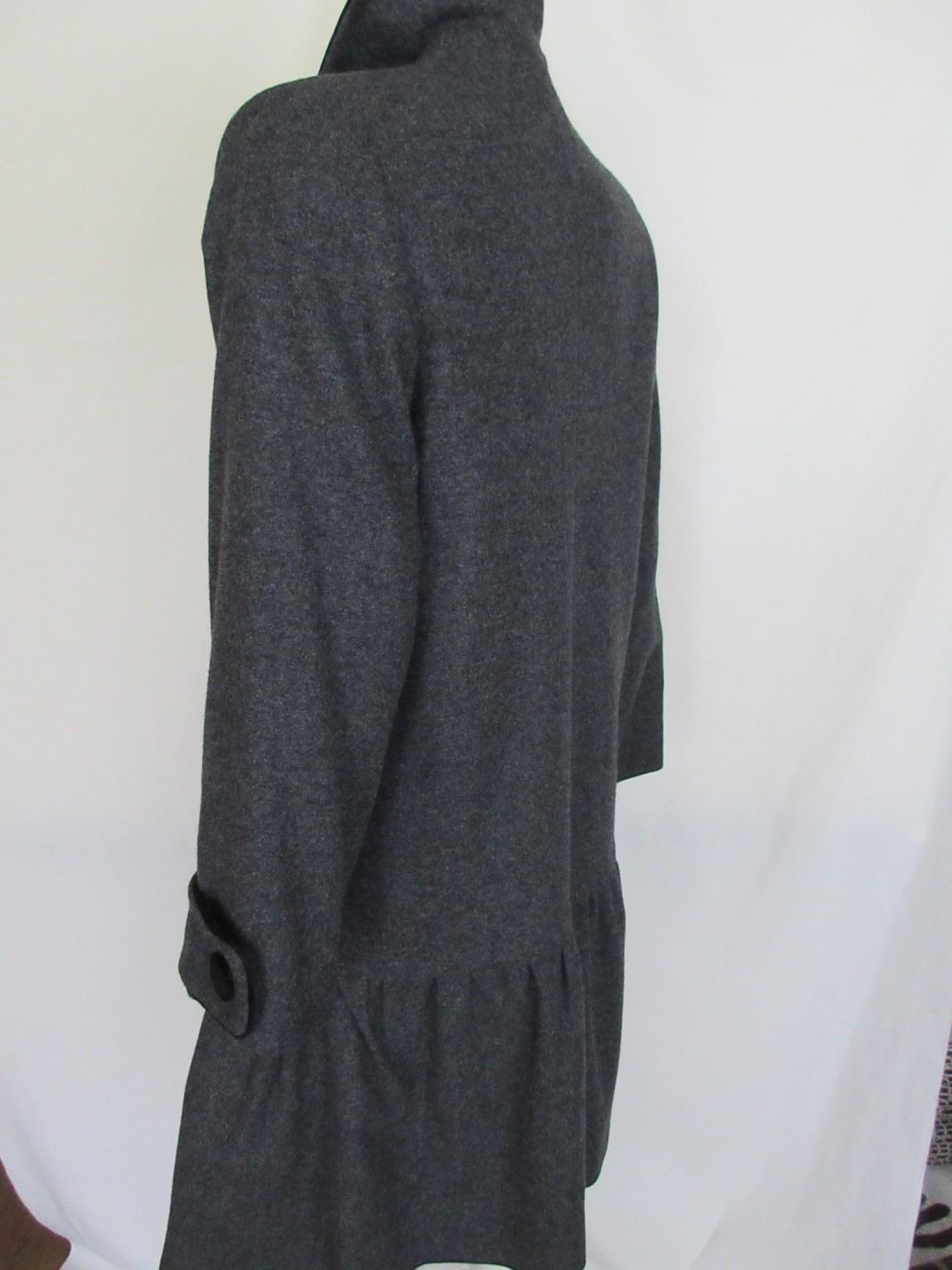 Carven Paris Grey Wool black Velvet Coat In Good Condition For Sale In Amsterdam, NL