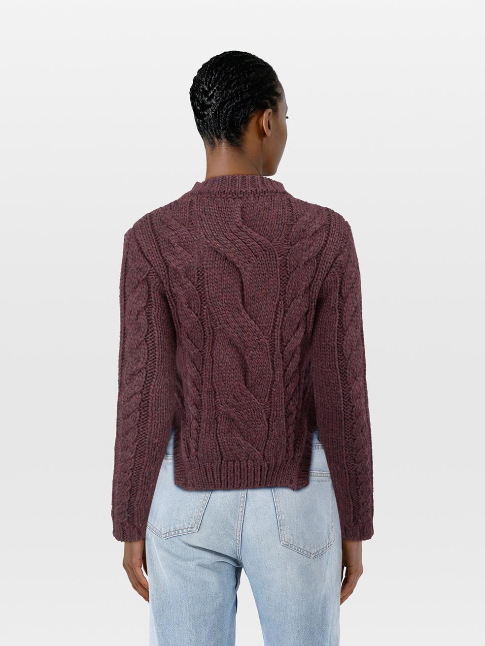 CONDITION is Very good. Minimal wear to the jumper is evident. Pilling across this used Carven designer resale item. The item is missing its sizing and composition label.
 
 Details
 
 
 Wine¬†
 
 Wool¬†
 
 Jumper
 
 Long sleeves¬†
 
 Cable knit¬†
