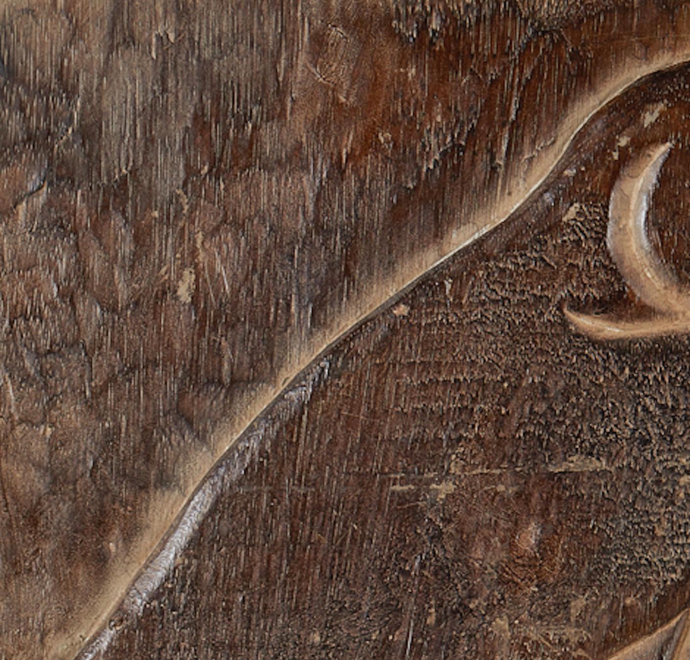 Européen Panneau sculpté Horus God Falcon ancien égyptien du 19ème siècle, bois en vente