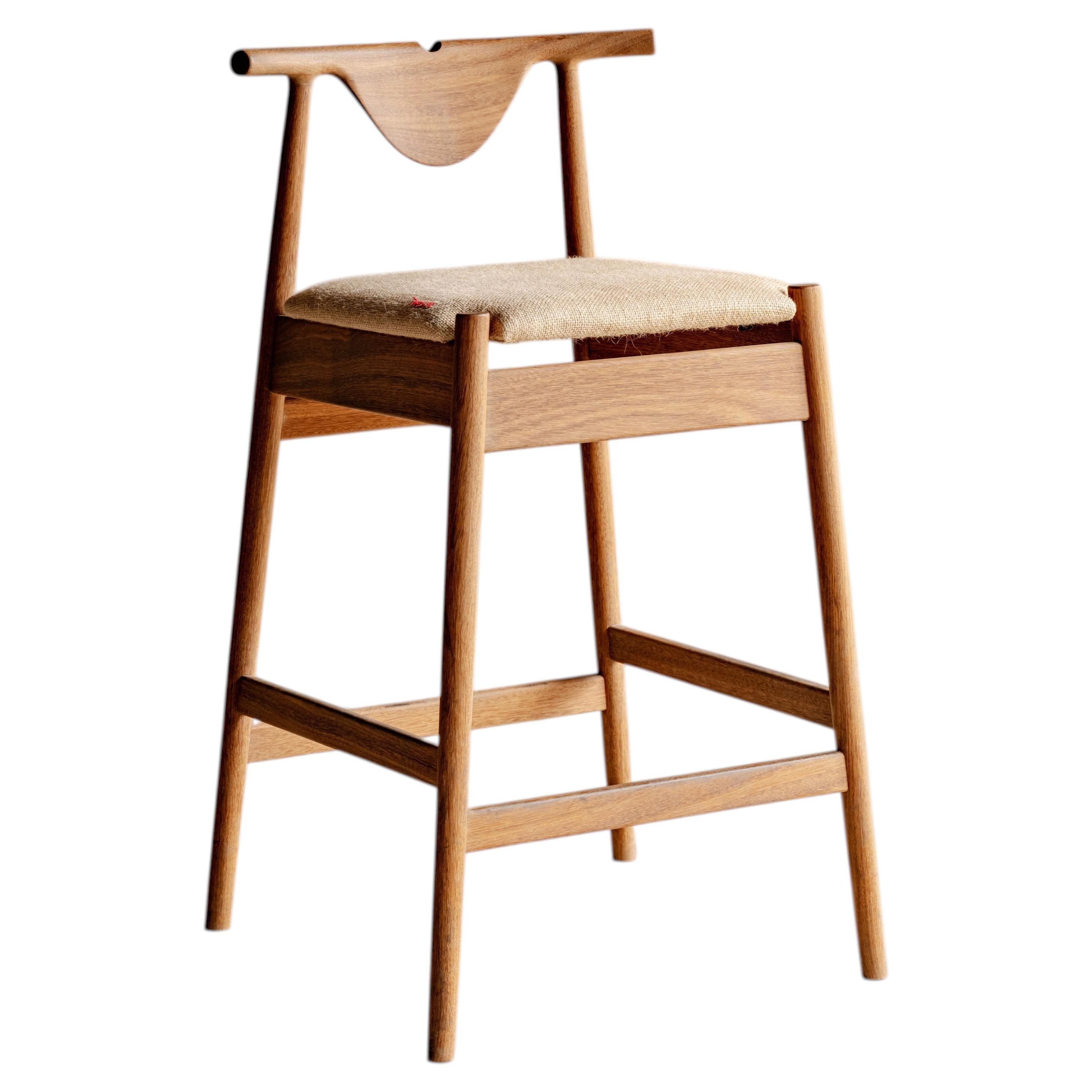 Silla «Casa Barstool», de Ricardo Graham Ferreira, madera maciza, Brasil en venta