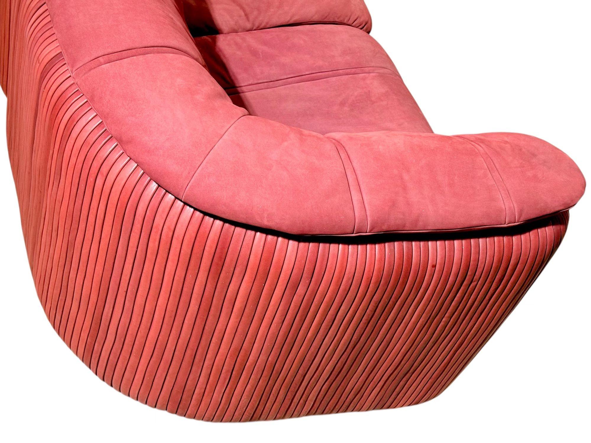 Canapé modulaire en cuir et daim plissé Casa Bella, 1983 Bon état - En vente à Chicago, IL