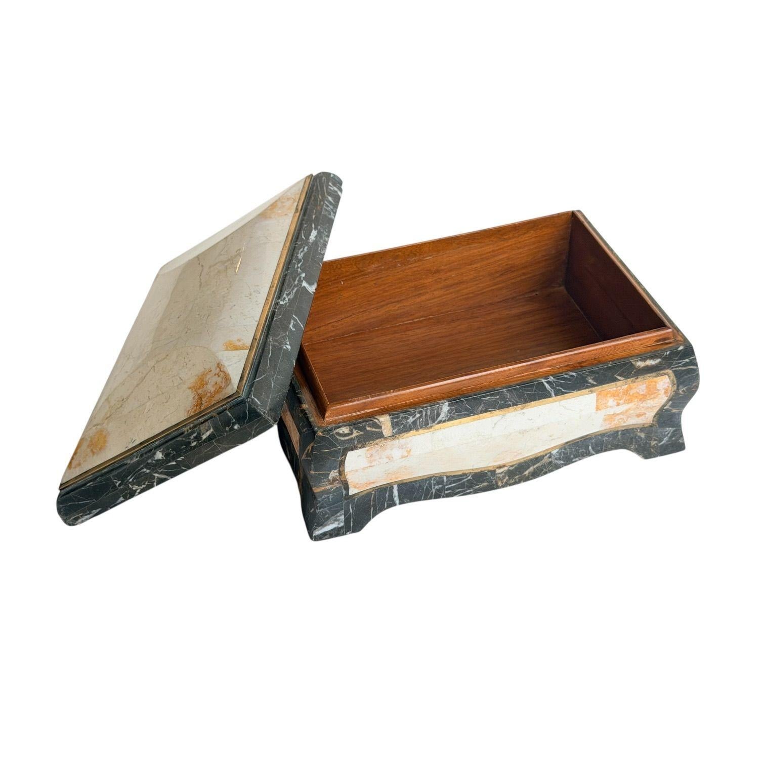 Casa Bique Boîte à bijoux/coiffeuse en laiton avec pierres tessellées, 1980 Bon état - En vente à Chicago, IL