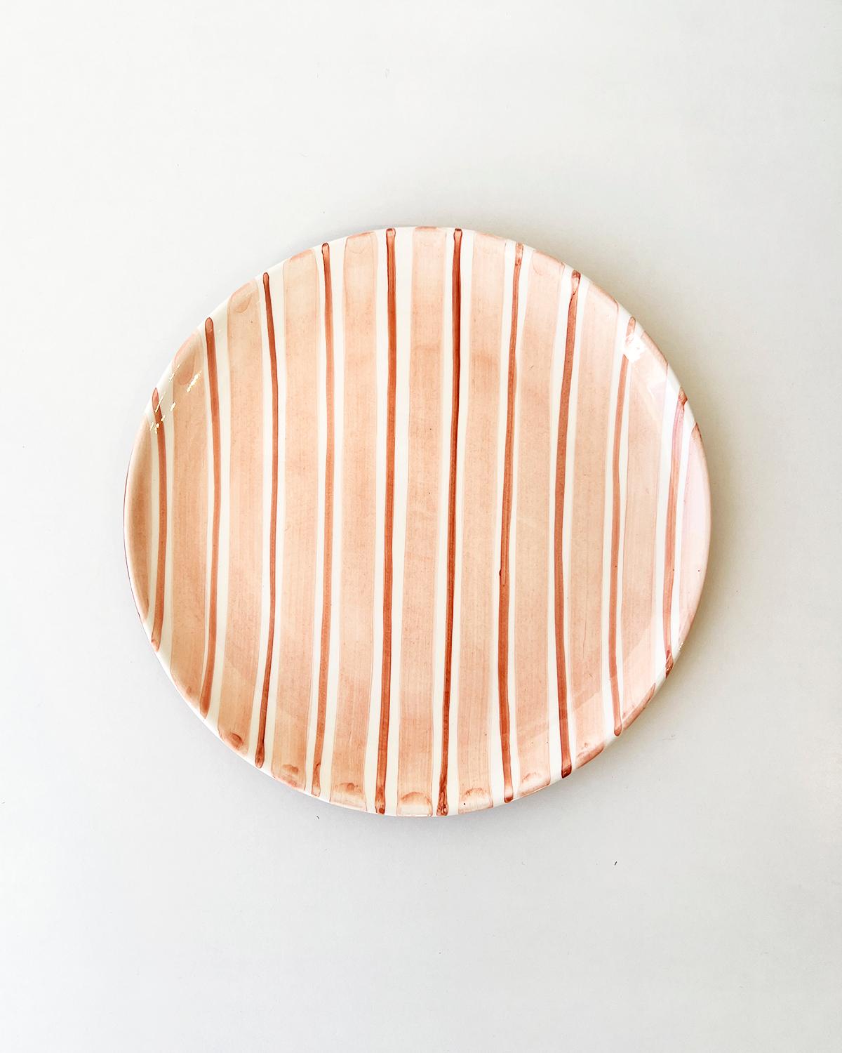 Casa Cubista Cabana Pink Striped Terracotta Dinner Plates In New Condition For Sale In West Hollywood, CA