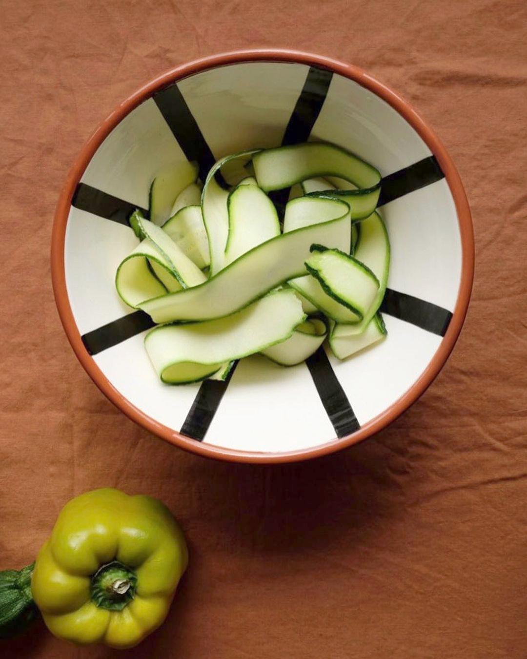 A graphic bowl for your kitchen
Introducing Casa Cubista's Segment Bowls, the irresistibly cute way to spice up your dinner party! These playful, terracotta bowls are handmade with white and black glaze, and perfect for hosting condiments, sauces,
