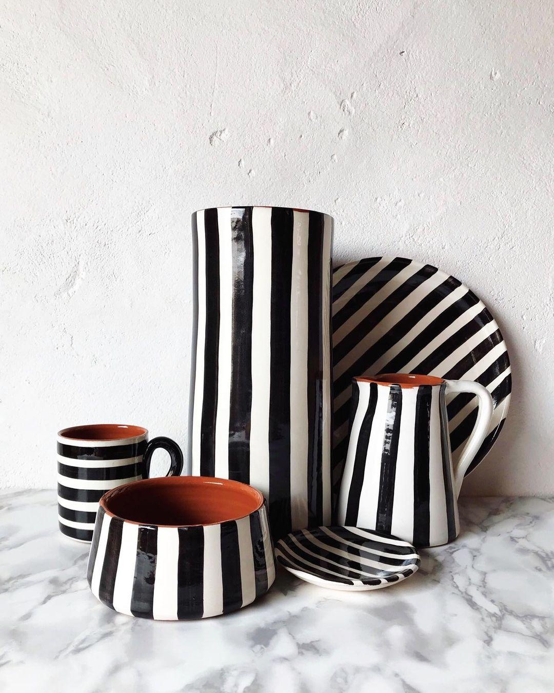 Modern Casa Cubista Large Bold Stripe Vase in Black and White For Sale