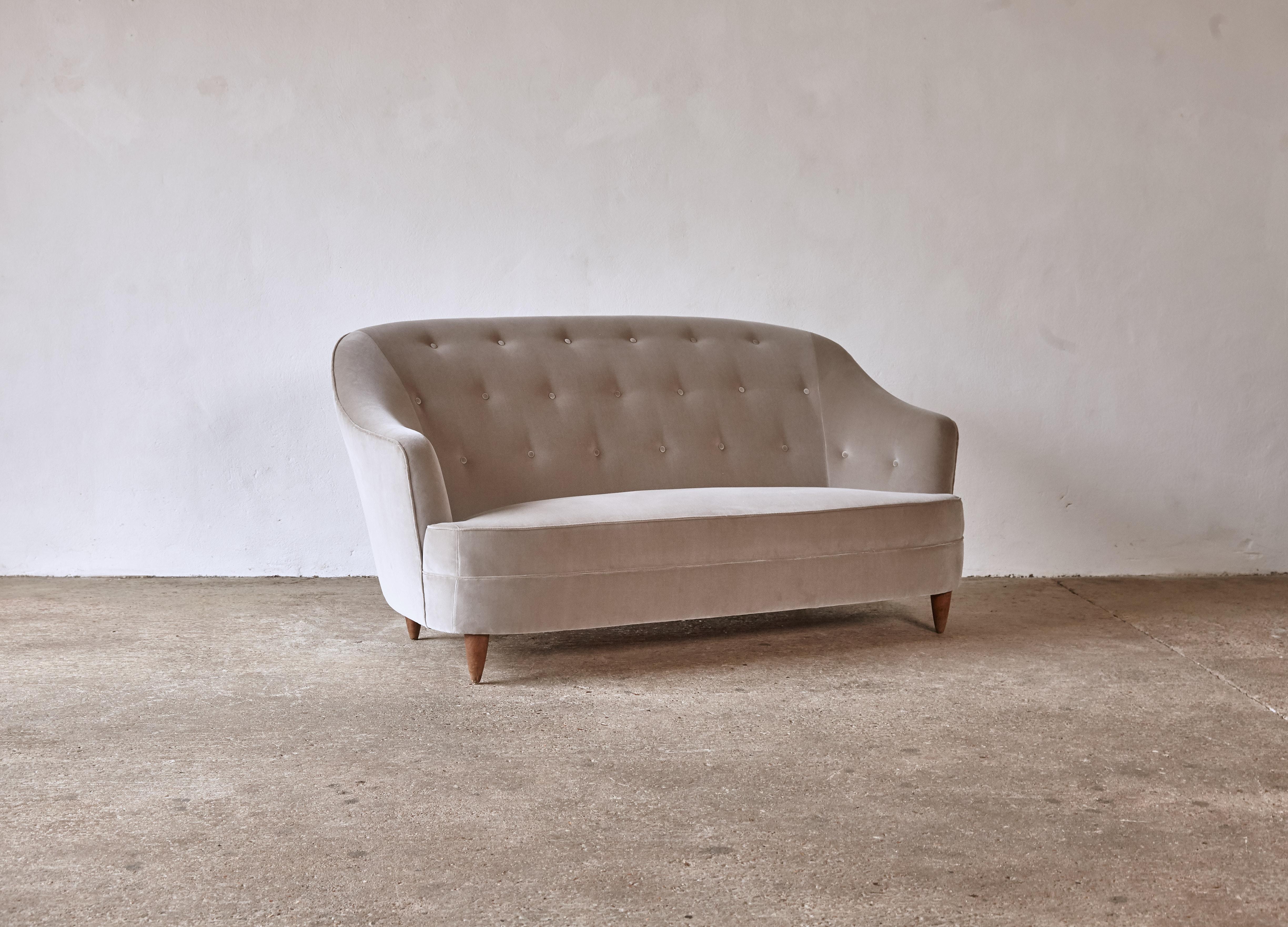 Gio Ponti Sofa, Casa E Giardino, Italy, 1930s/1940s In Good Condition For Sale In London, GB