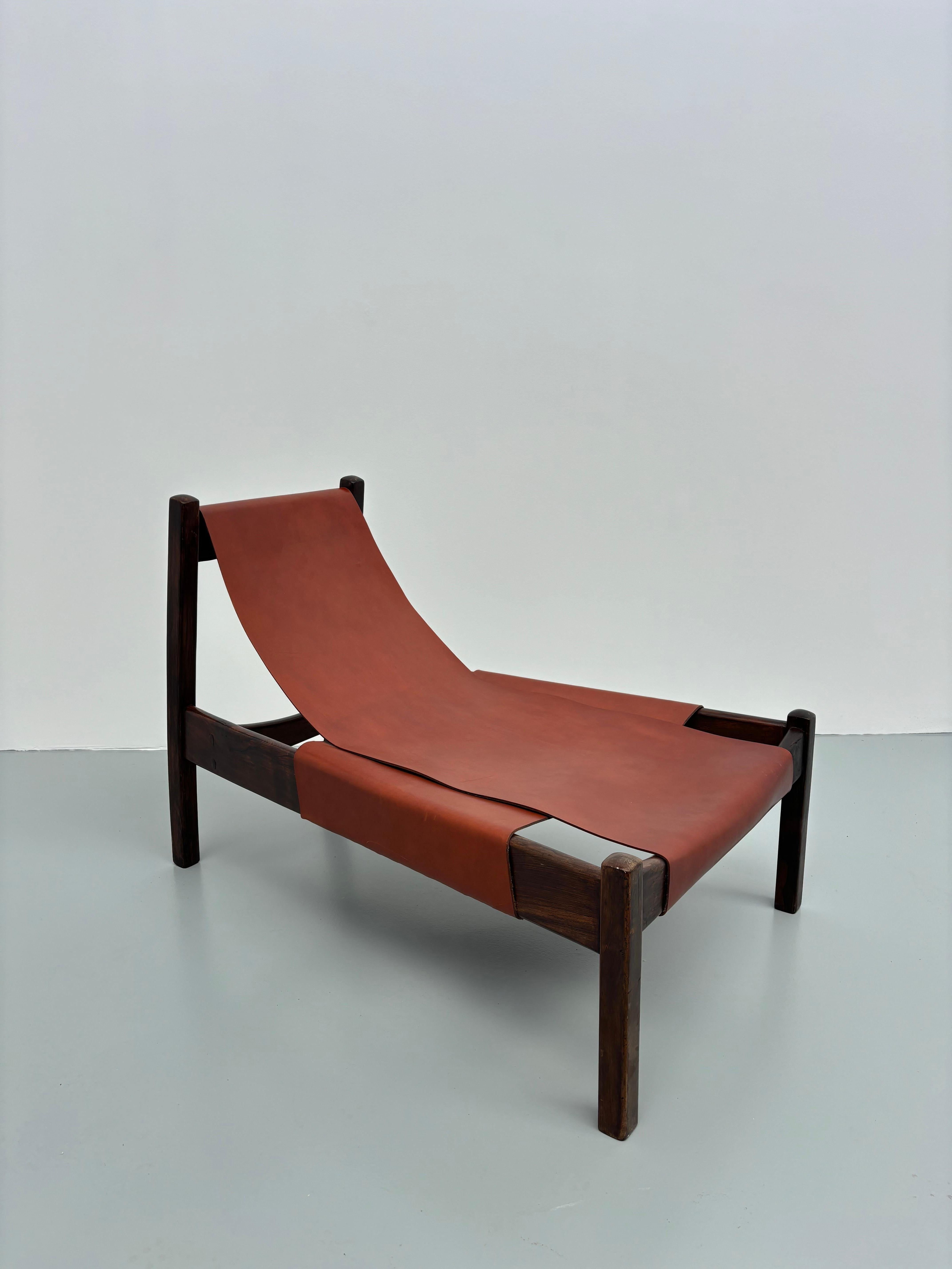 Mid-Century moderno Casa Hollanda poltrona poltronatus in vendita