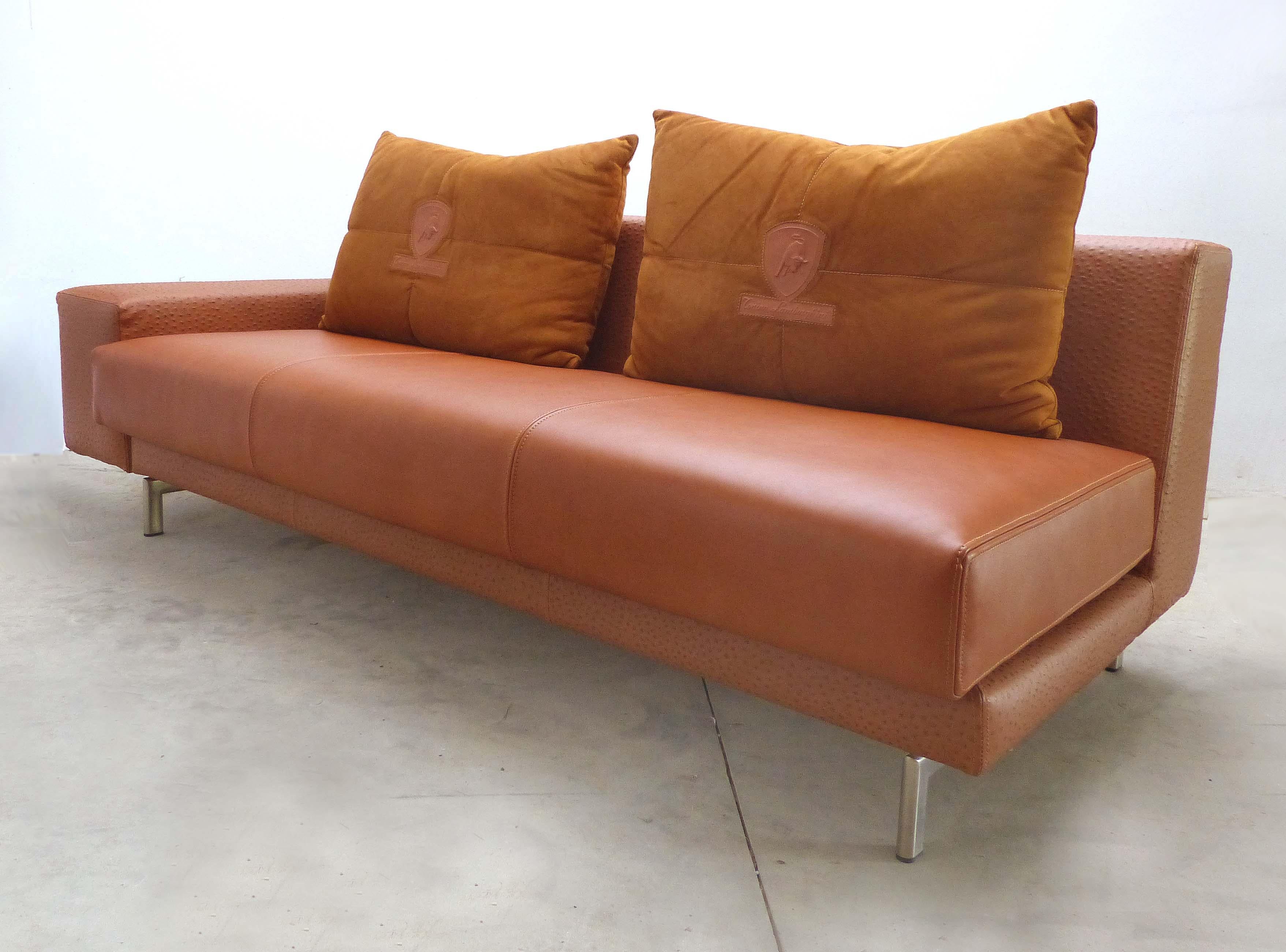 Casa Tonino Lamborghini Pilot Kollektion Sofa aus Leder, Straußenleder und Wildleder 4