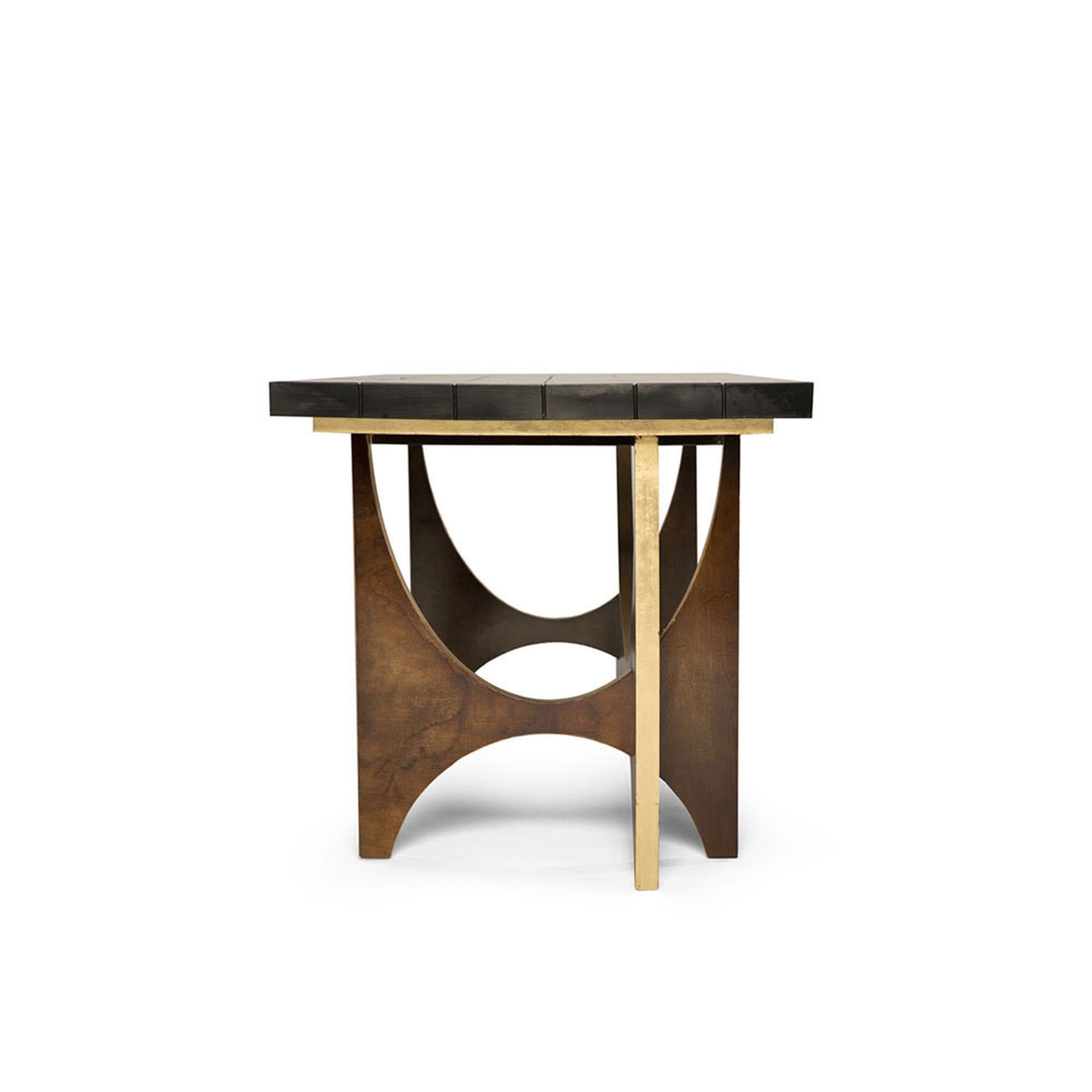 Modern Casablanca Desk in Chocolate and Gold Leaf by Innova Luxuxy Group For Sale