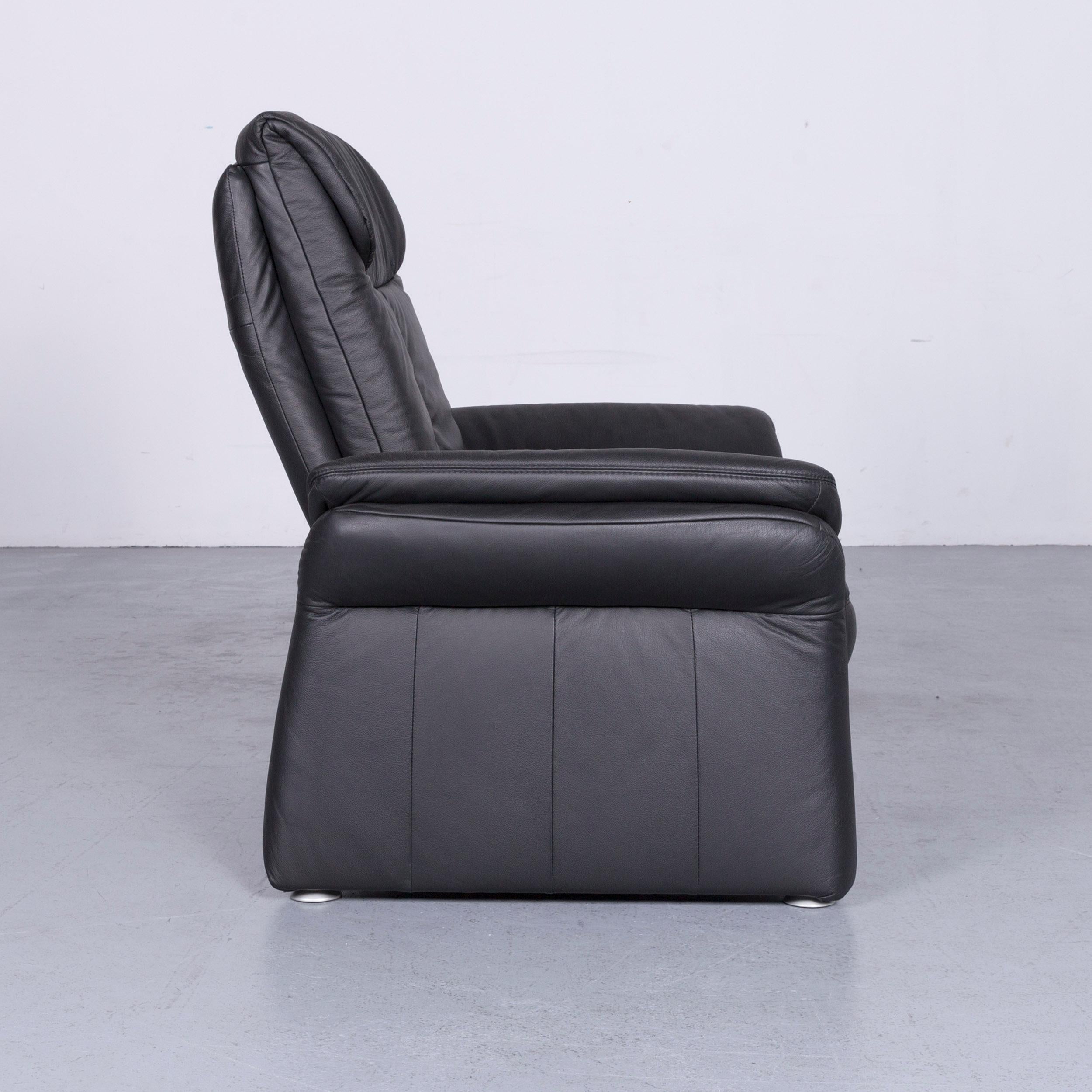 Casada Designer Leather Sofa Armchair Set Black Two-Seat Couch Recliner For Sale 14