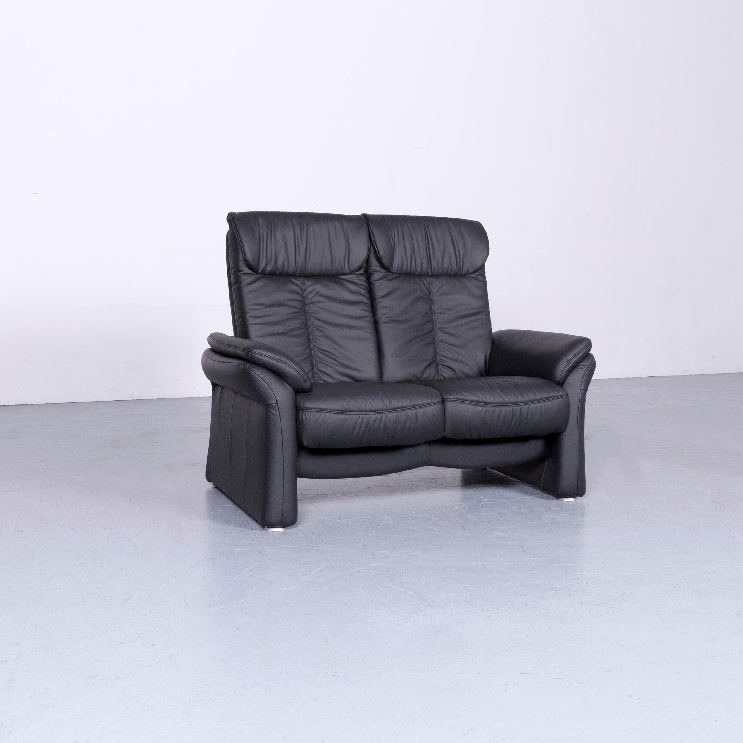 We bring to you an Casada designer leather sofa black two-seat couch recliner.




























 