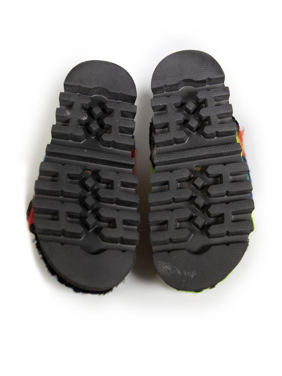 Casadei Abstract Felt Platform Slides Size IT 40.5 In Good Condition For Sale In London, GB