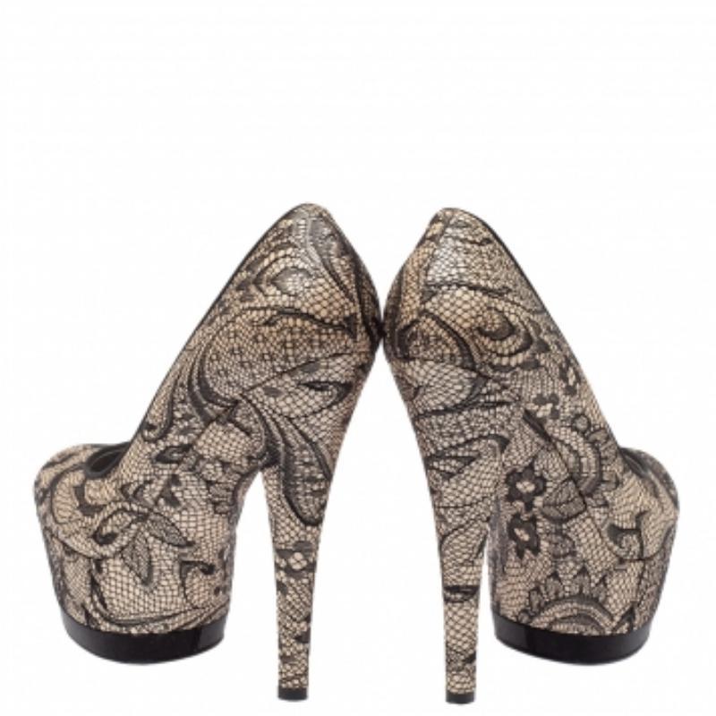 Women's Casadei Beige/Black Lace And Satin Round Toe Platform Pumps Size 38 For Sale