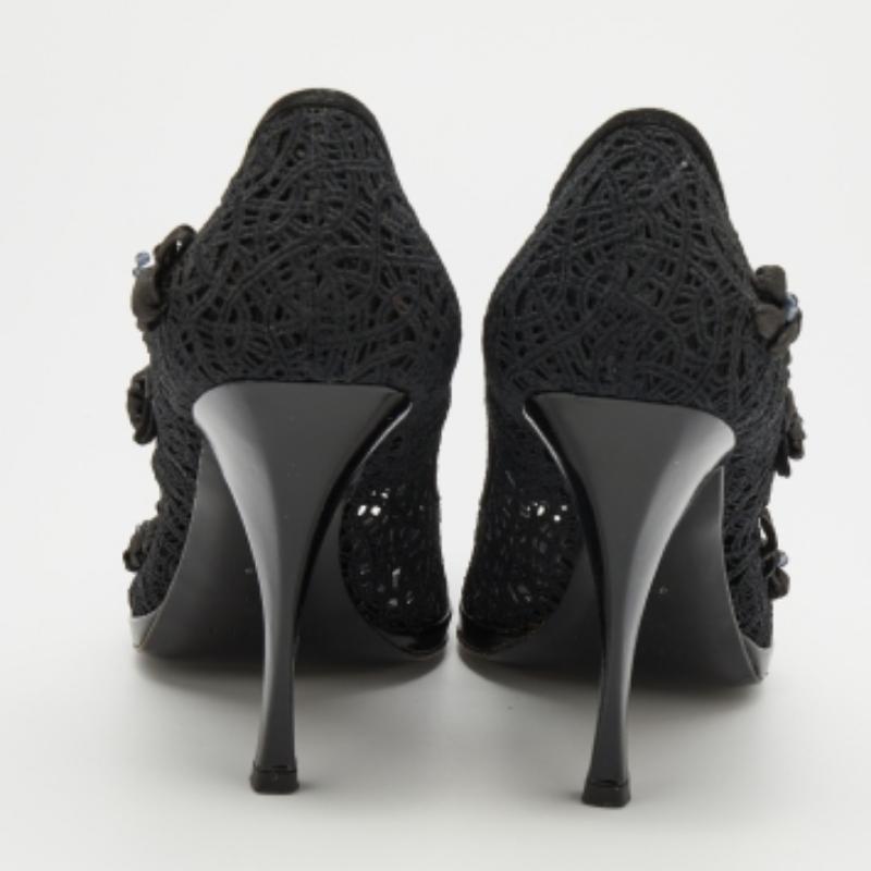Casadei Black Crochette Nylon and Suede Peep Toe Pumps Size 39 For Sale 2