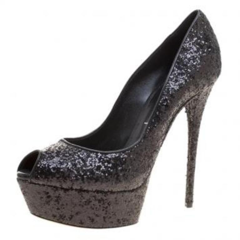Casadei Black Glitter Peep Toe Platform Pumps Talla 38.5 en venta 3