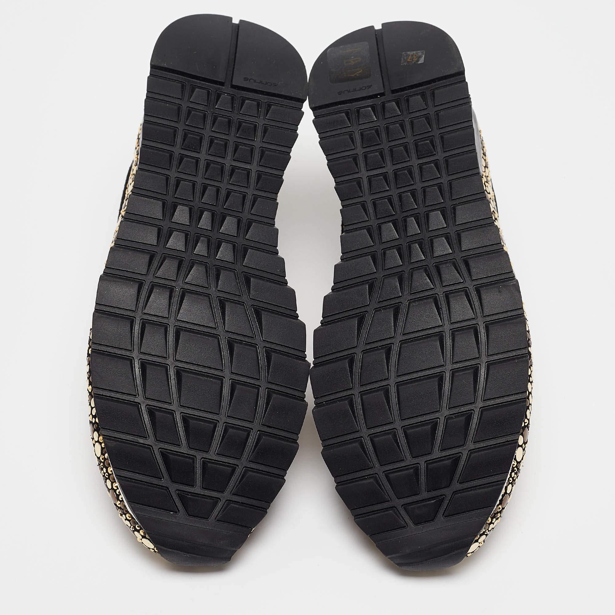 Casadei Black/Gold Suede and Leather Studded Low Top Sneakers Size 37 en vente 1